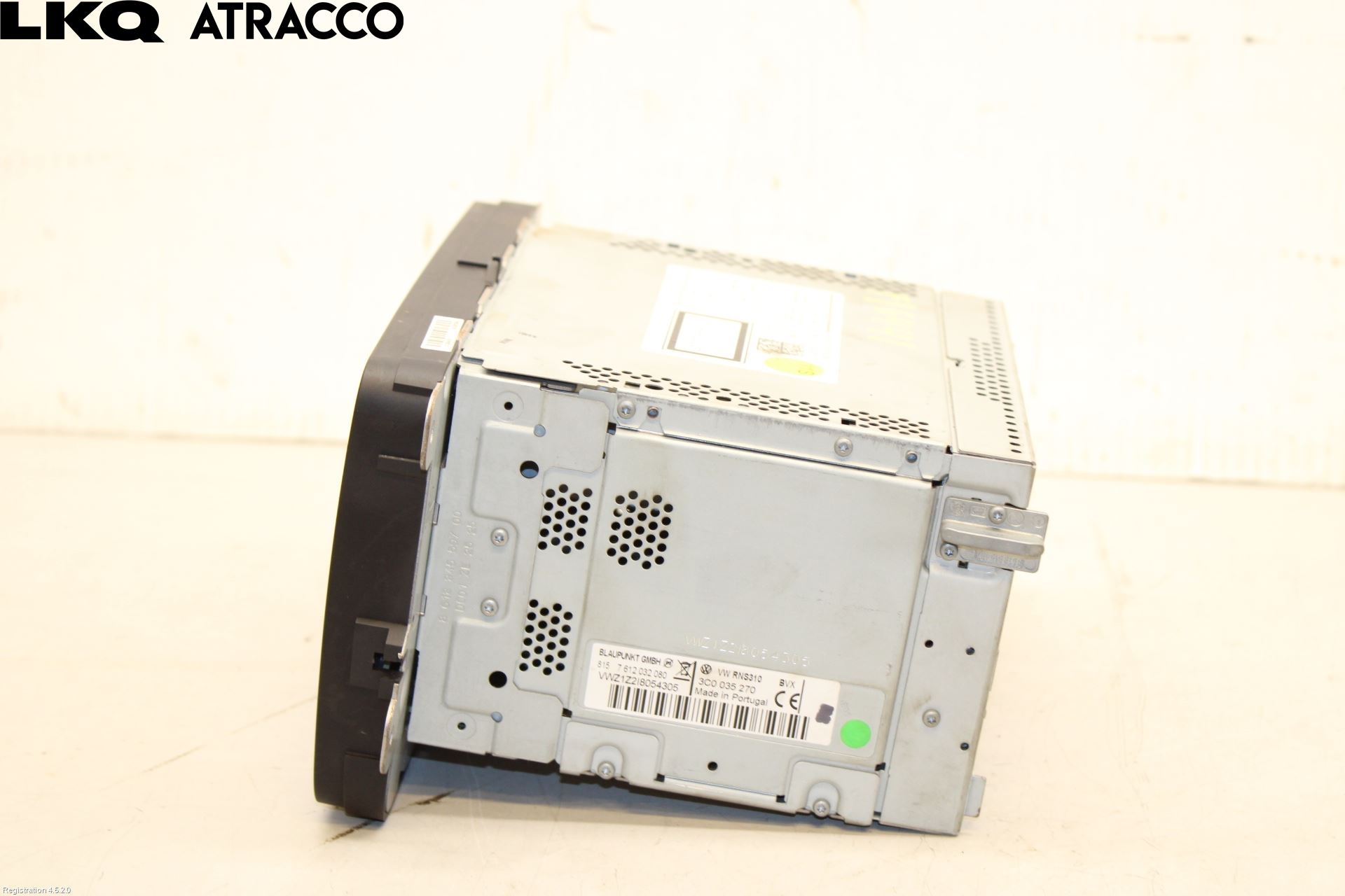 Volkswagen VW EOS  06-10 Stereo Radio Med Cd