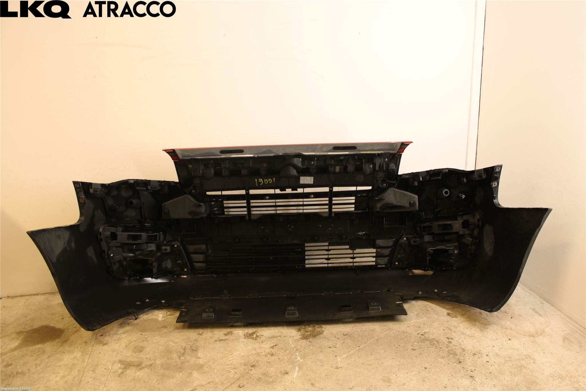 Peugeot PARTNER 16-18 Støtfanger Foran