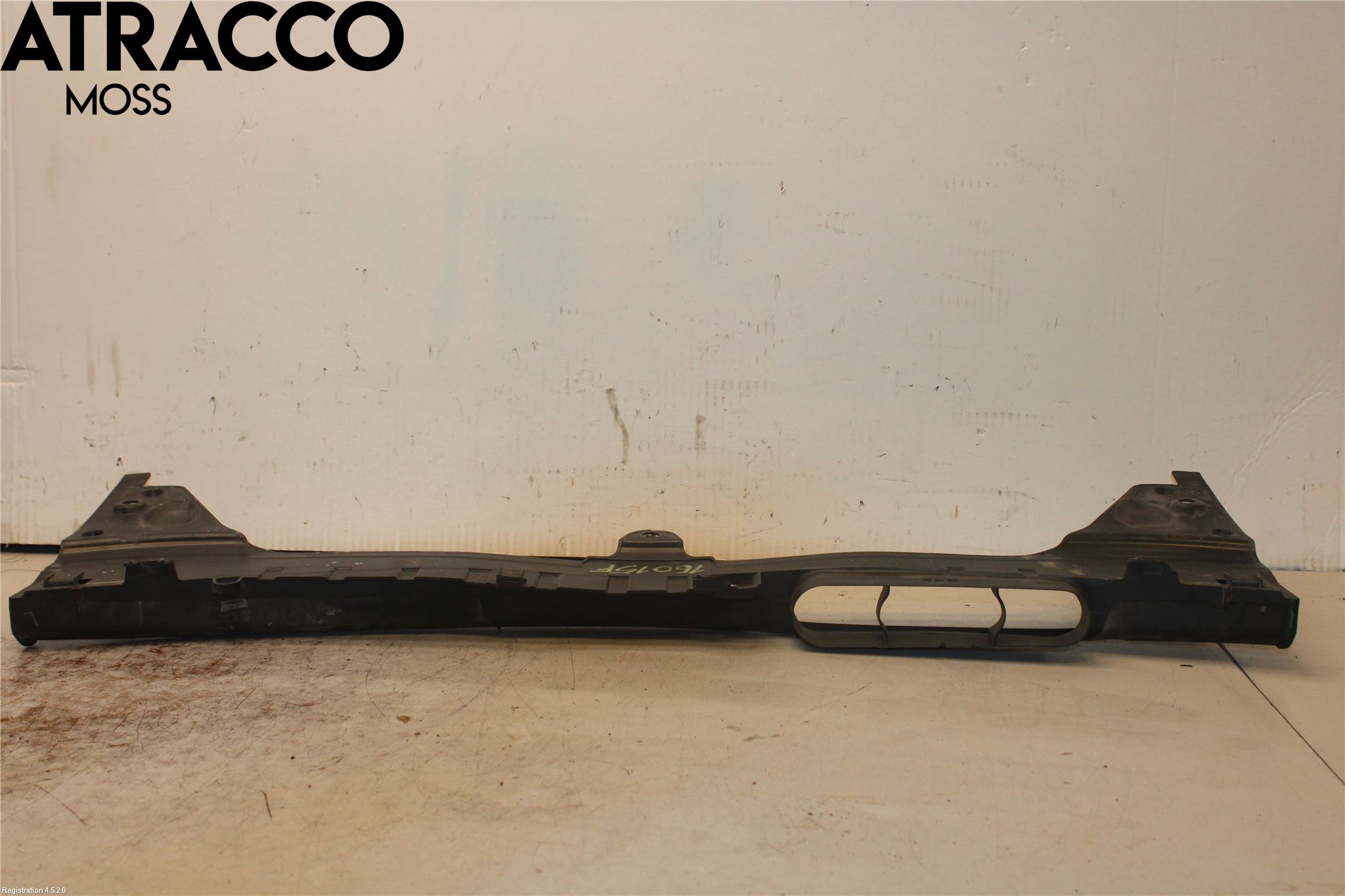 Mercedes-Benz MB C-KLASS (W205) 14-21 Luftstyring Front