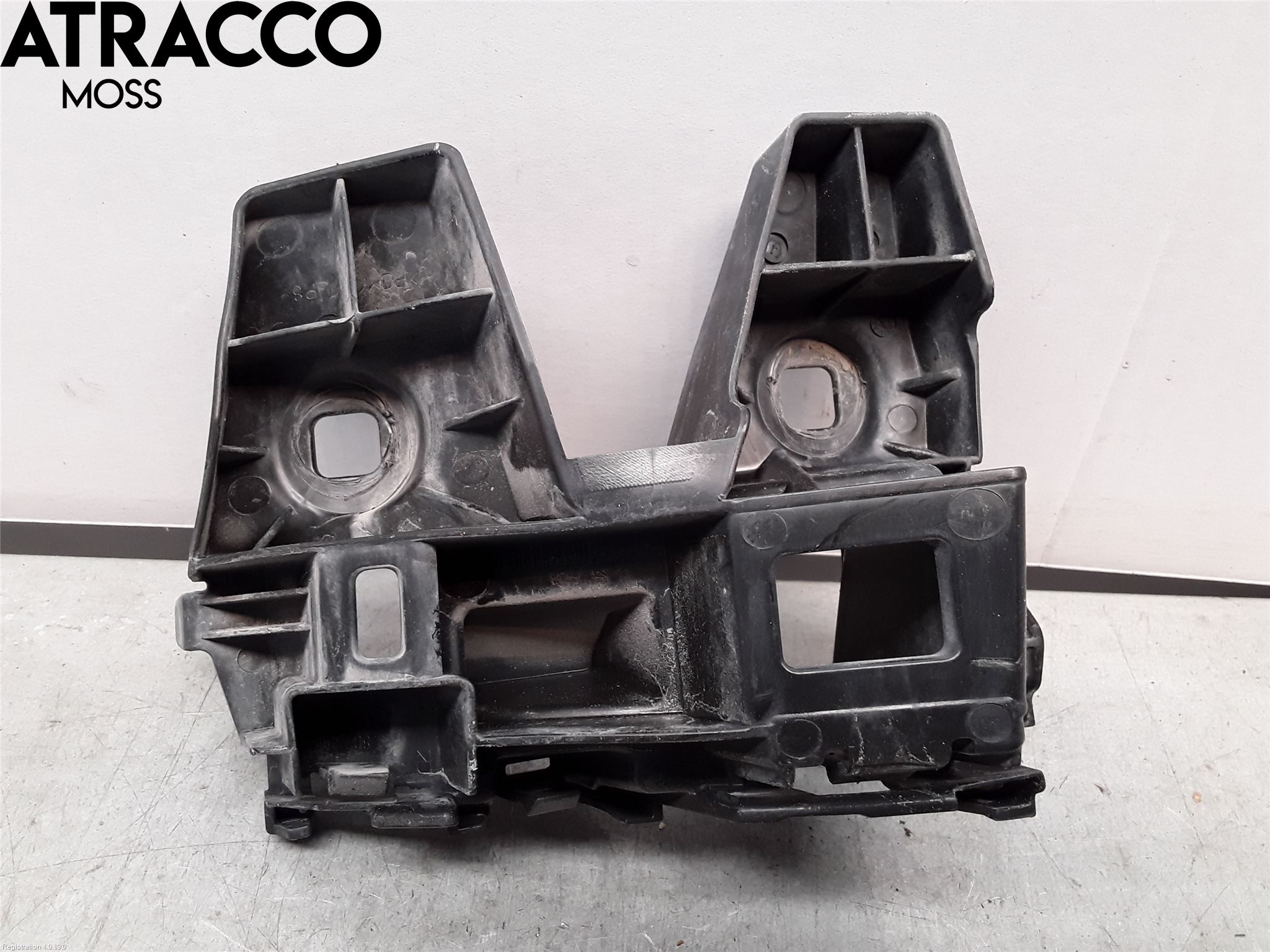 Volkswagen VW PASSAT 15-19 Støtfanger Bak Hjørne Høyre