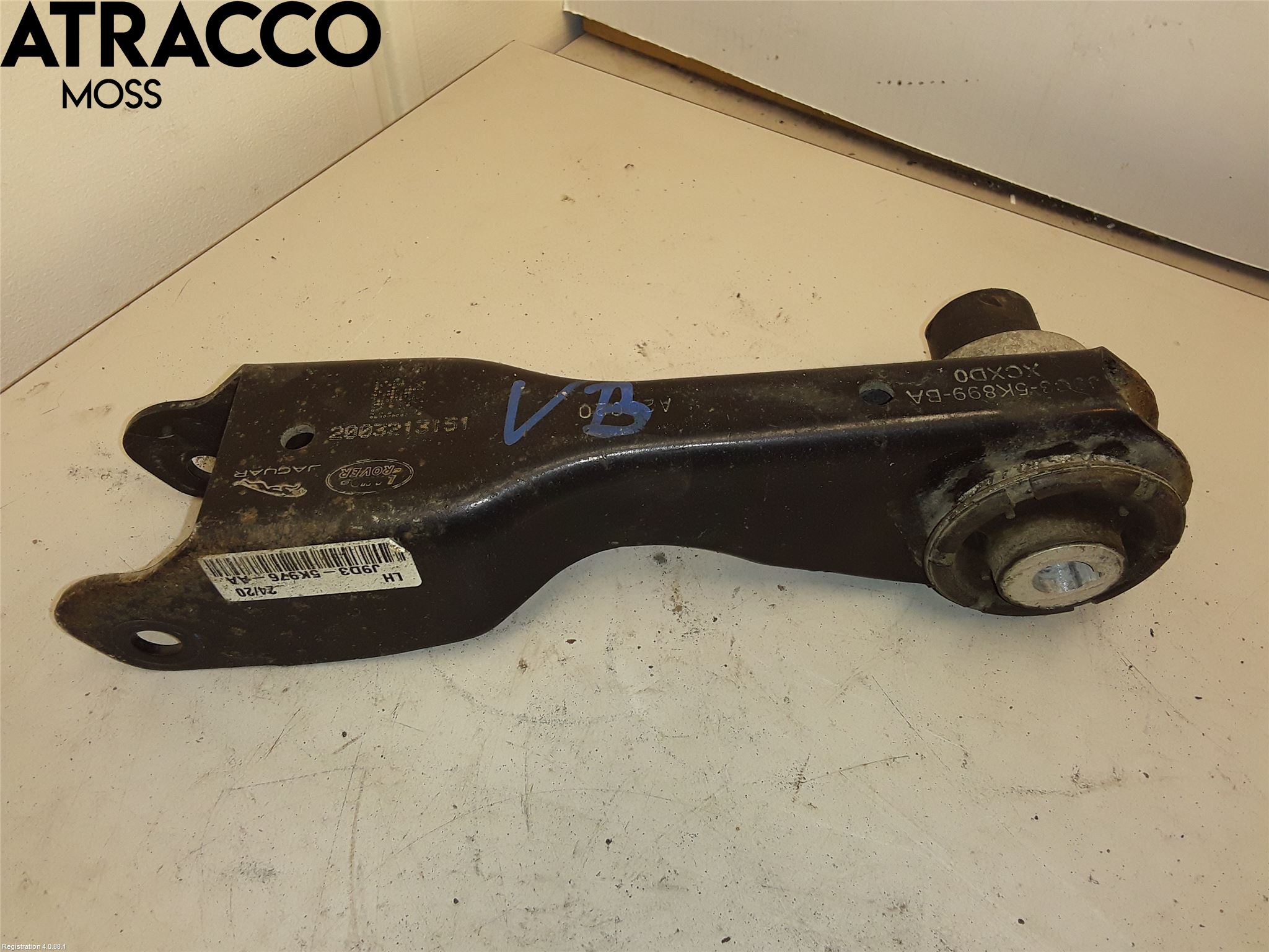 Jaguar I-PACE 18- Bakaksel Momentstag