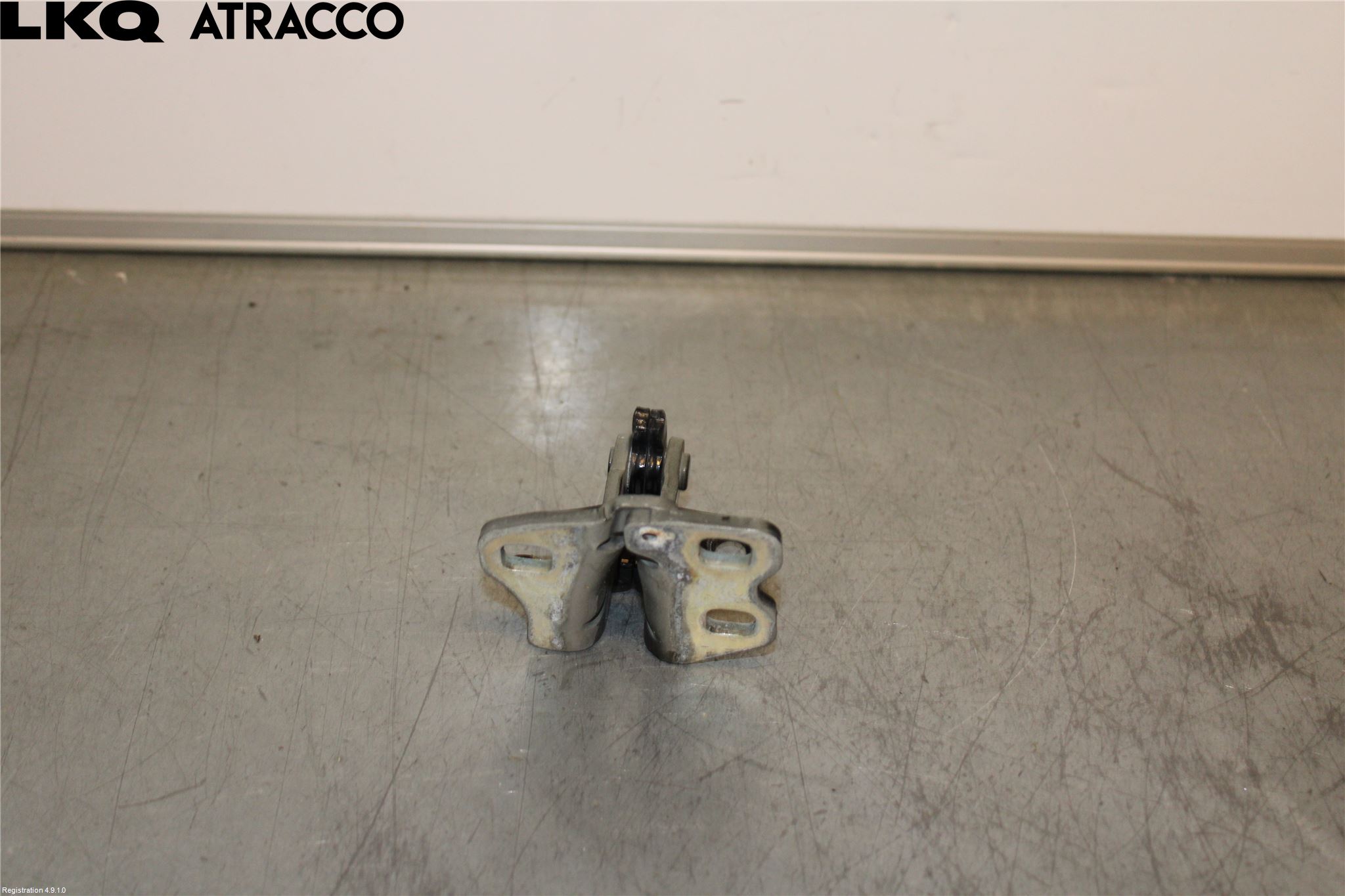 Tesla MODEL 3 17- Dørhengsel