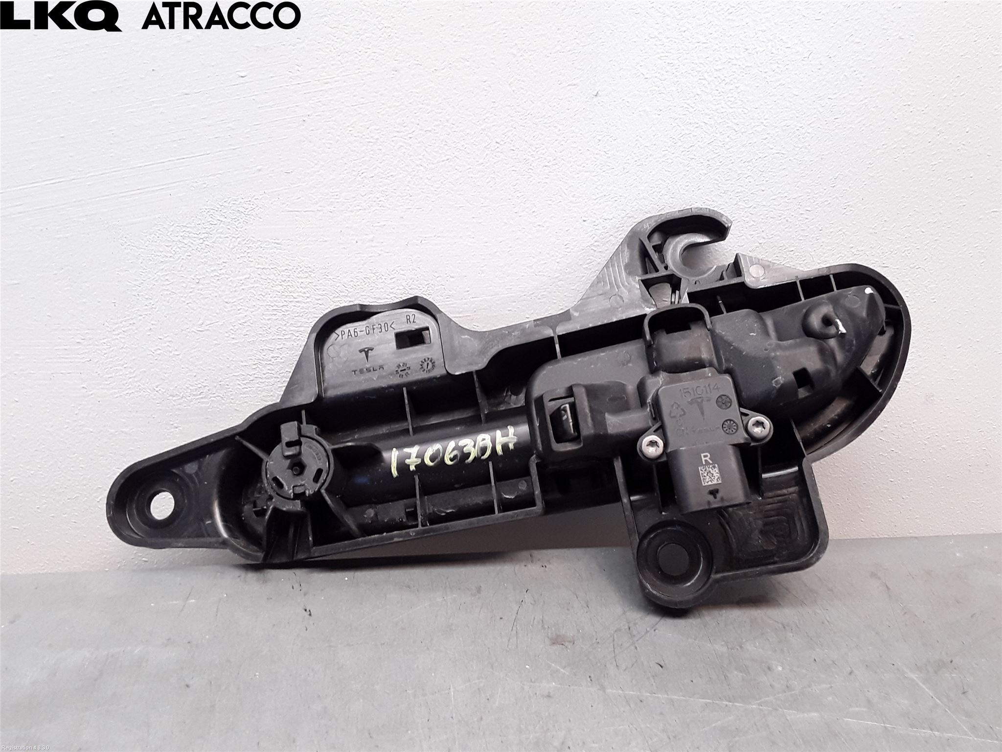 Tesla MODEL Y 21- Dørhandtak Ytre Høyre