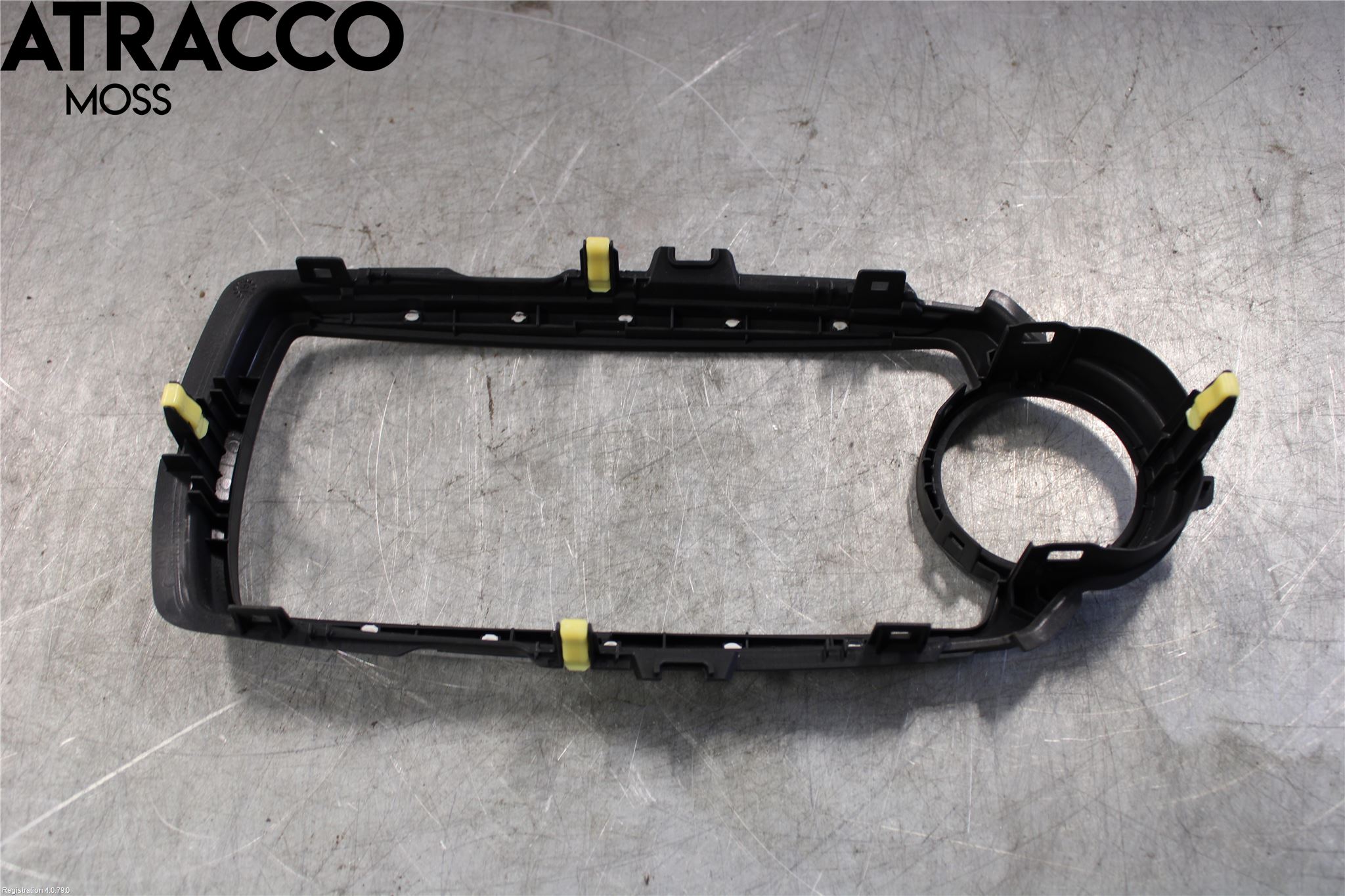 Toyota YARIS XP130 15-20 Innr Dekor Instrbord