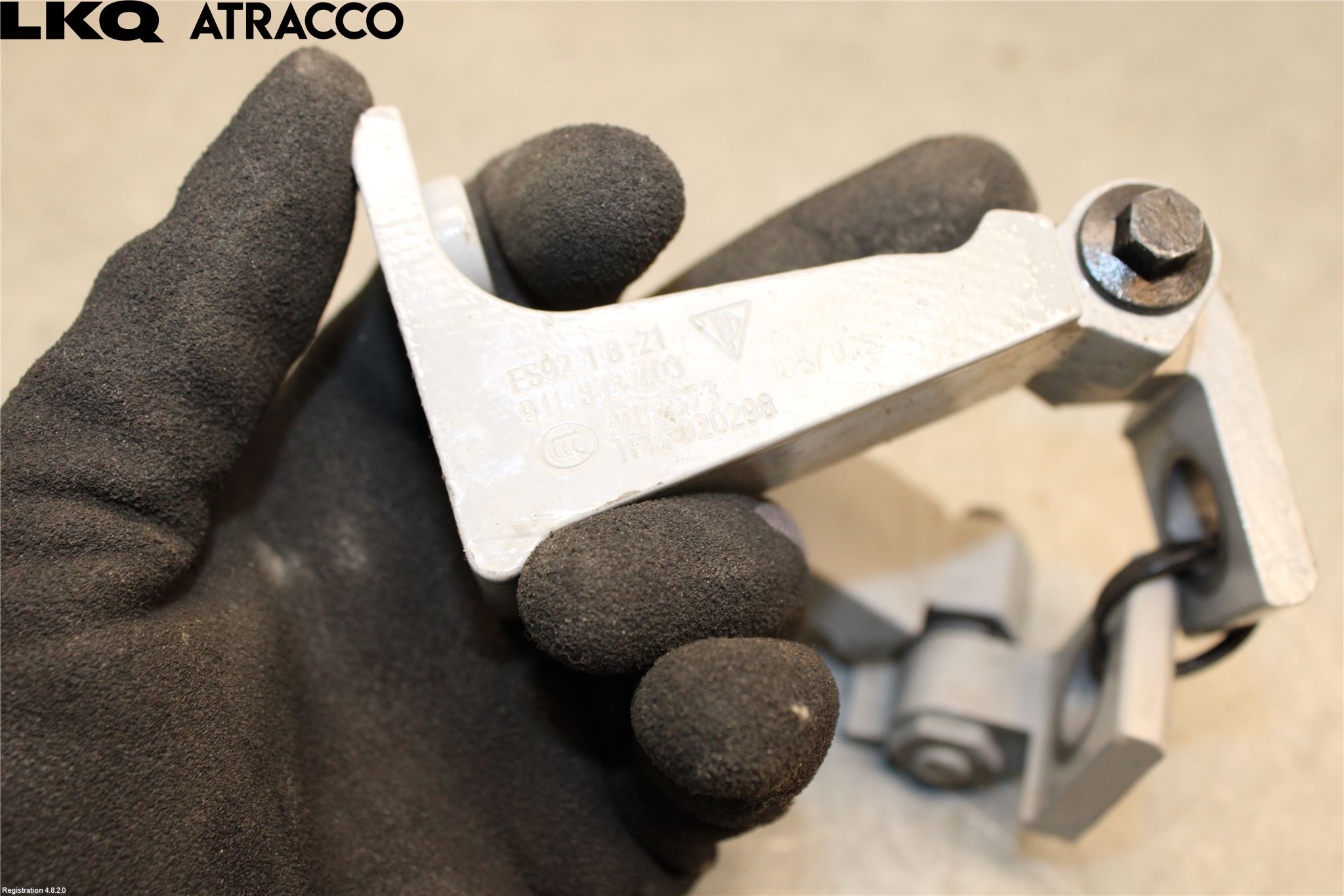 Porsche TAYCAN 20- Dørhengsel