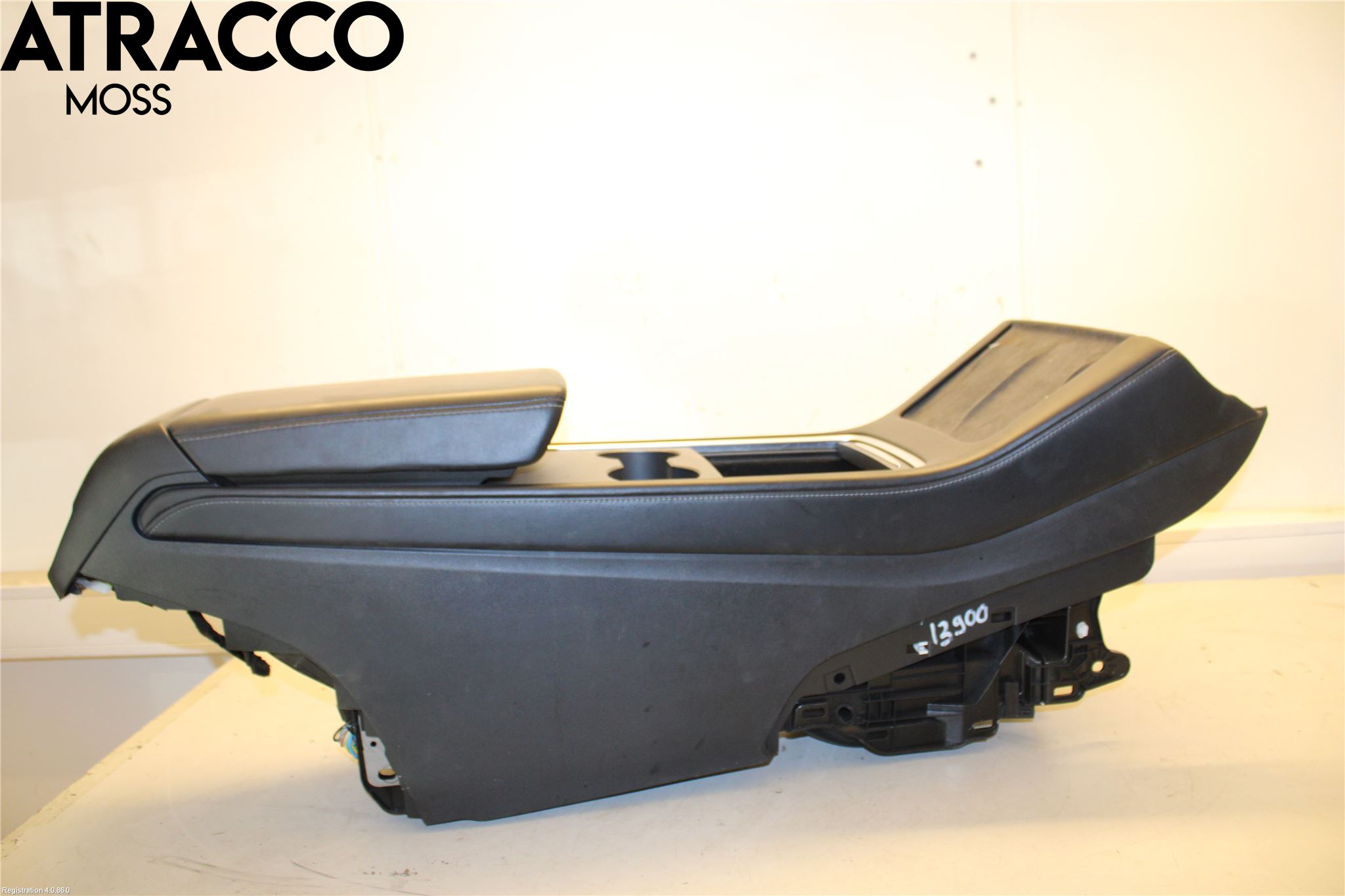 Tesla MODEL 3 17- Innr Konsoll-Lomme