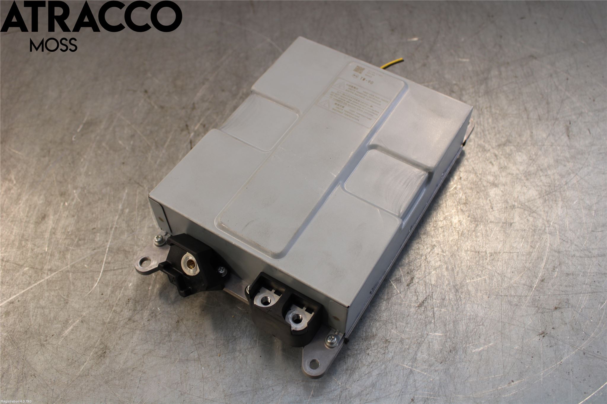 Mitsubishi OUTLANDER 13-21 Hybridconverter