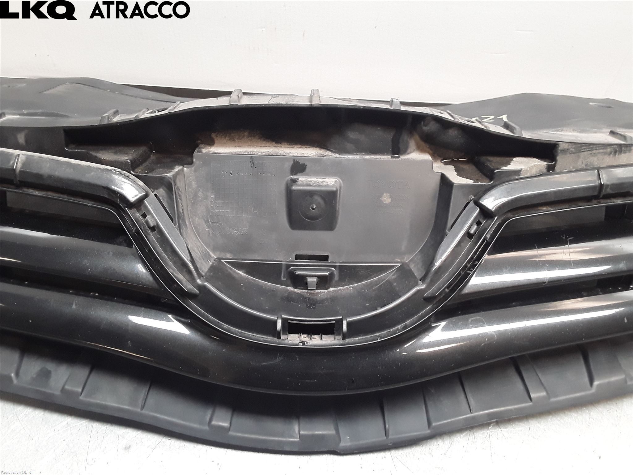 Toyota AURIS 10-12 Grilldel Midt