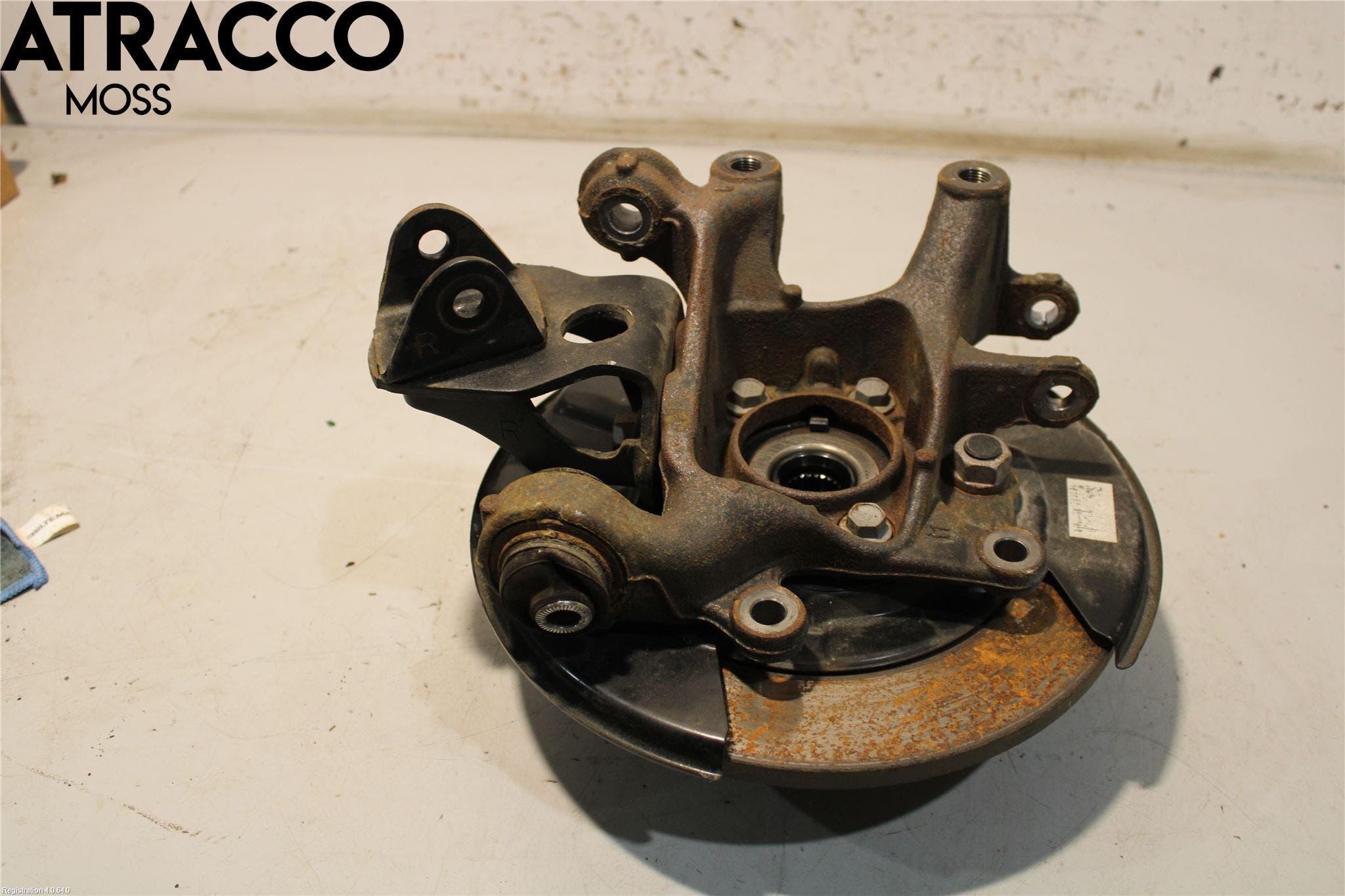 Toyota RAV4 13-18 Spindel Hb