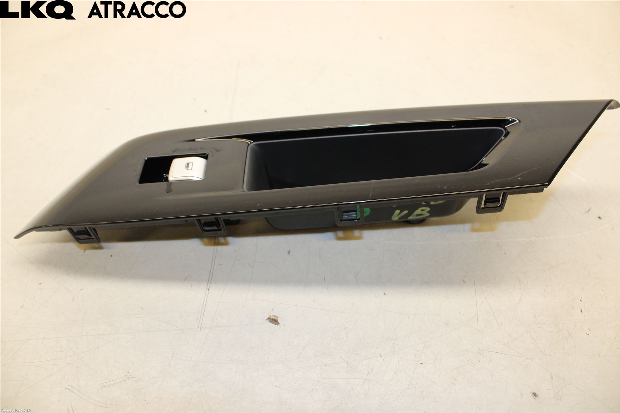 XPENG G3 21- Bryter Vindusheis