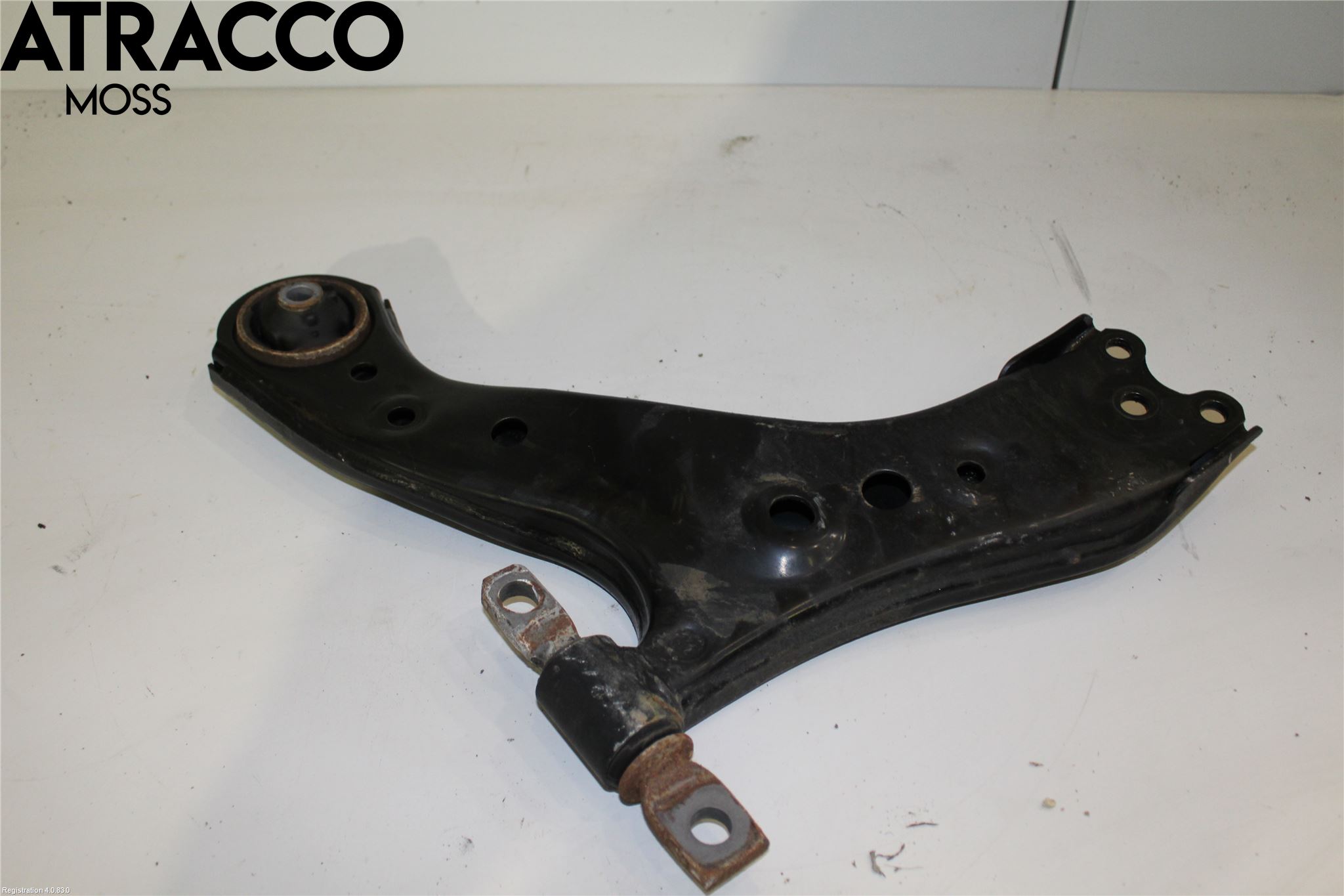 Toyota RAV4 19- Bærearm Foran Høyre Nedre