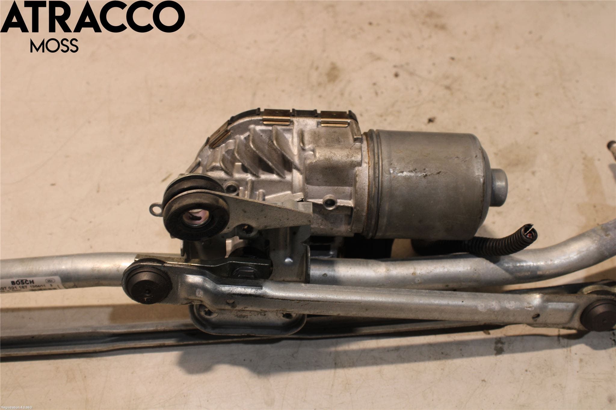 Audi Q5 09-16 Viskermotor Frontrute