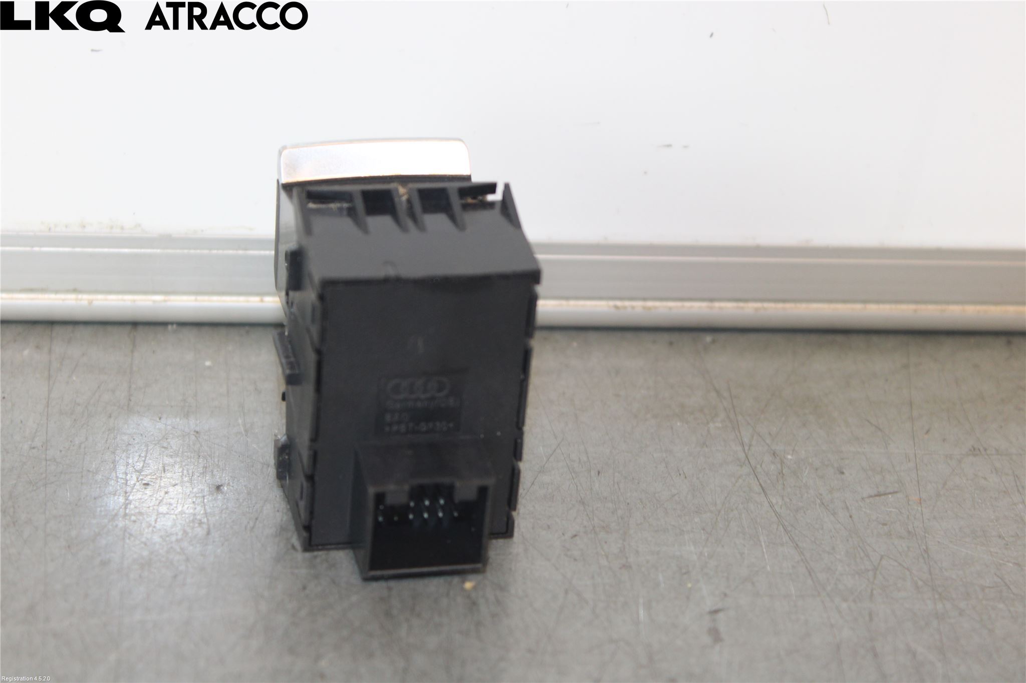 Audi A4/S4 B9 16-19 Bryter Parkeringsbrems