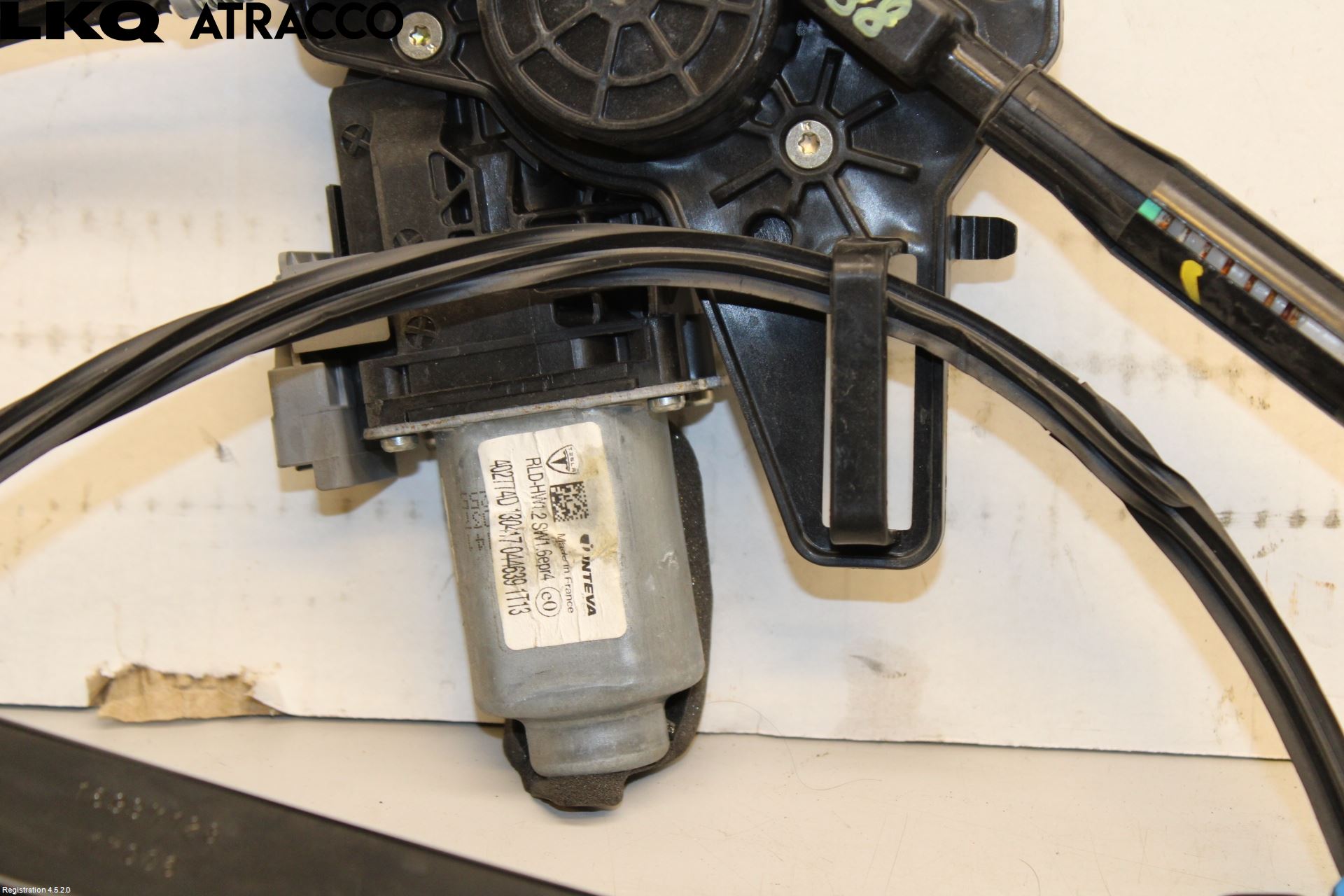 Tesla MODEL X 16- Vindusheis El Komp