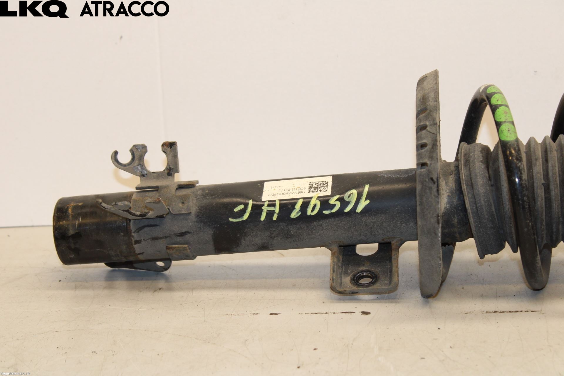 Volkswagen VW POLO 10-17 Fjærbein Foran Høyre