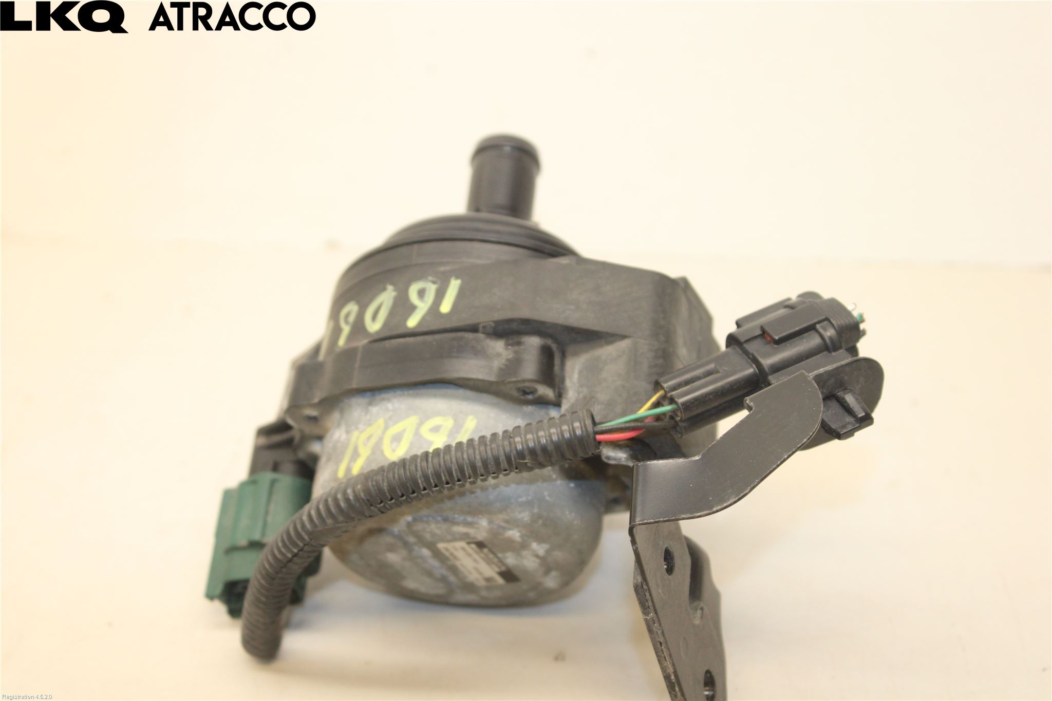 Nissan LEAF 18- Vannpumpe