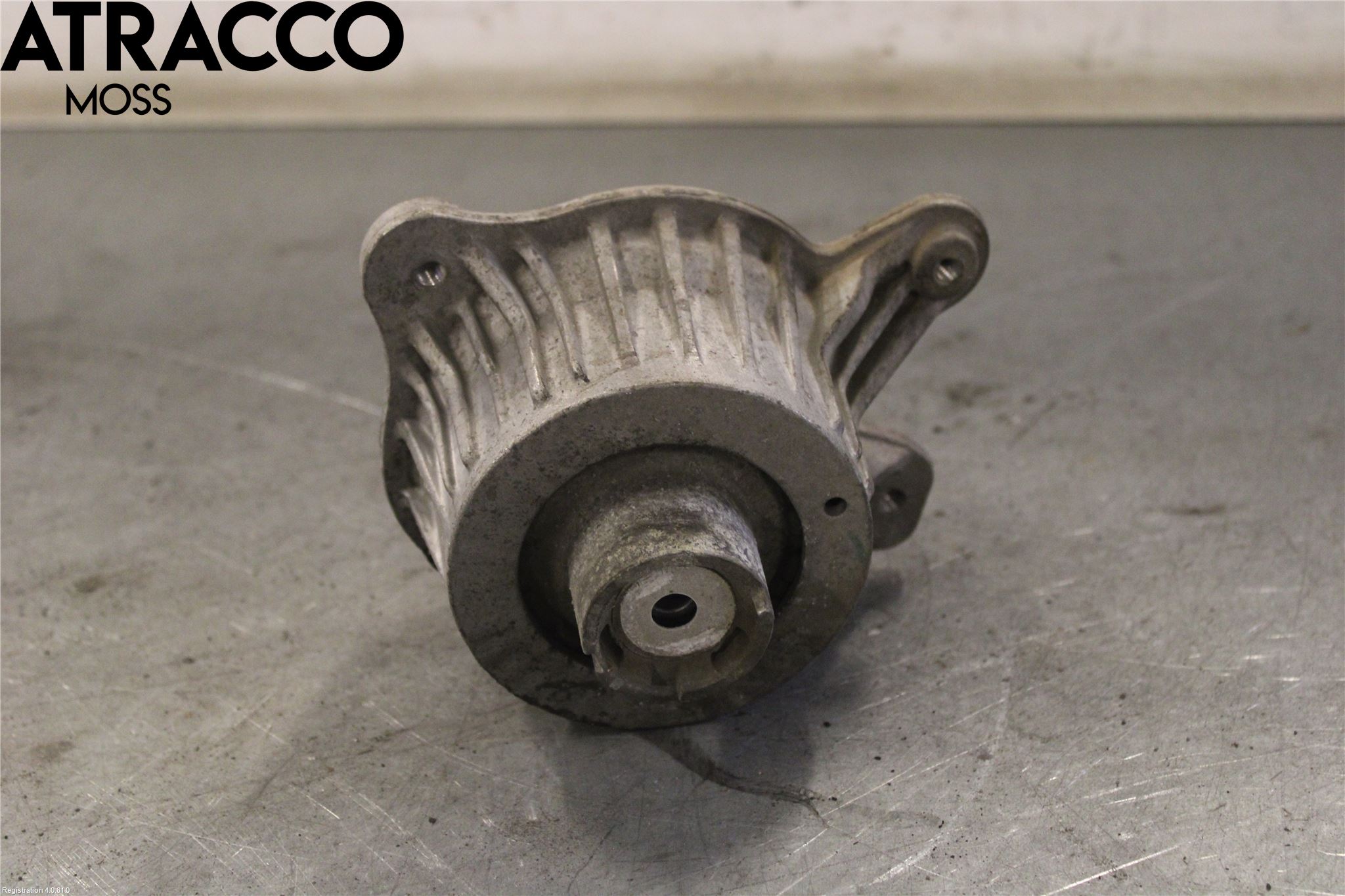 Mercedes-Benz MB E-KLASS (W213) 16-23 Motor Feste Gummi