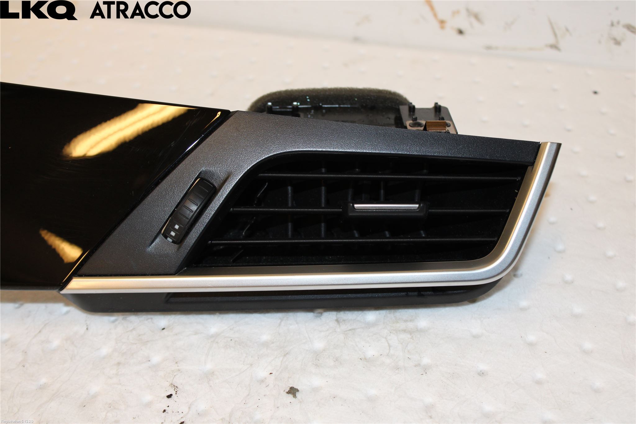 BMW 2 F45 Active Tourer 14-21 Dashbord Kanal - Dyse