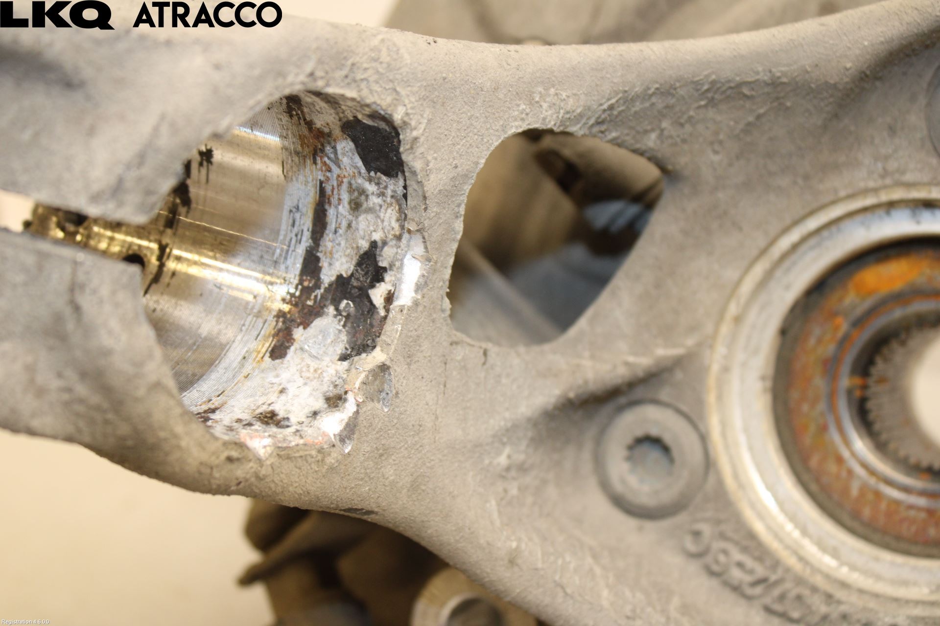 Volkswagen VW PASSAT 15-19 Spindel Hf