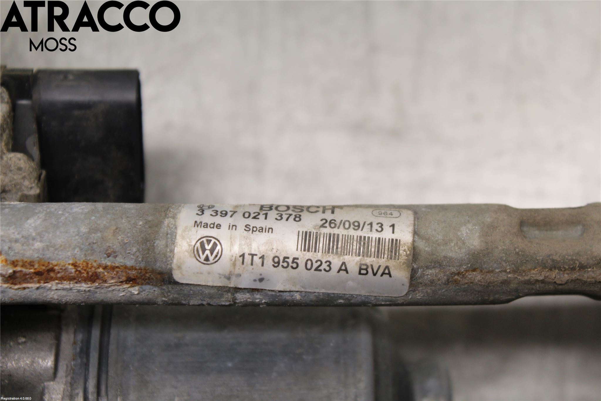 Volkswagen VW TOURAN 10-15 Viskermotor Frontrute