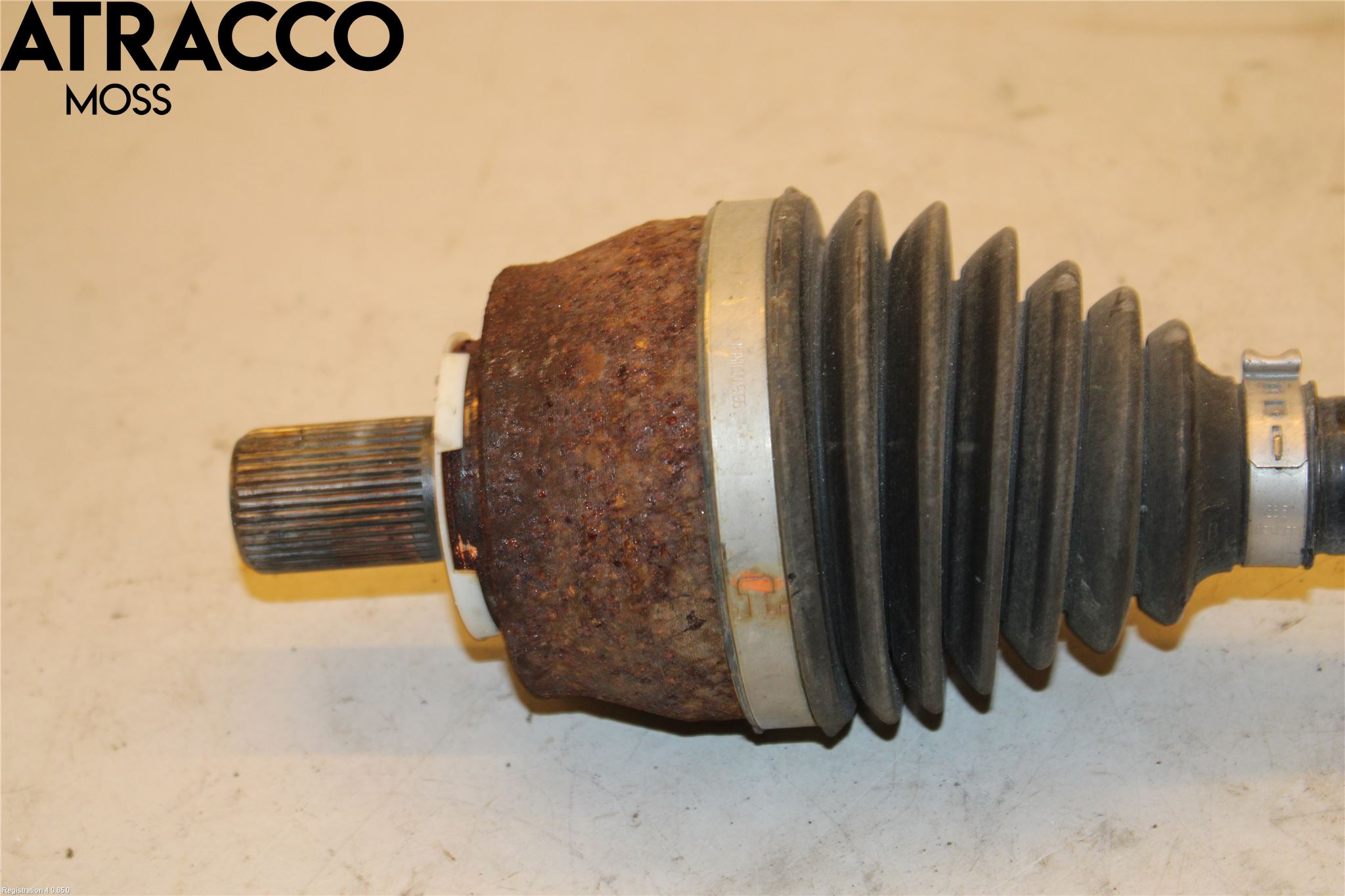 Volvo XC40/RECHARGE 18- Drivaksel Foran Kompl Venstre