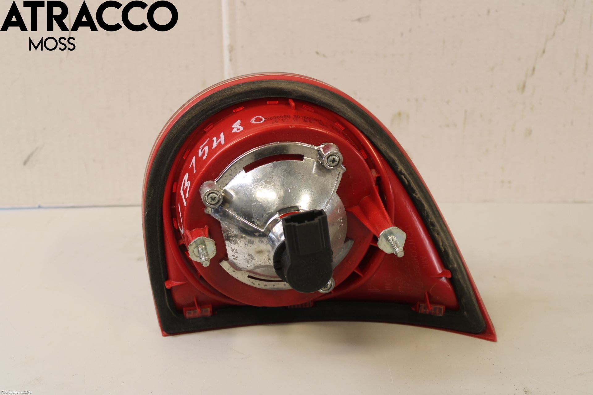 Volkswagen VW GOLF V 04-09 Baklykt Venstre  På Luke(Indre