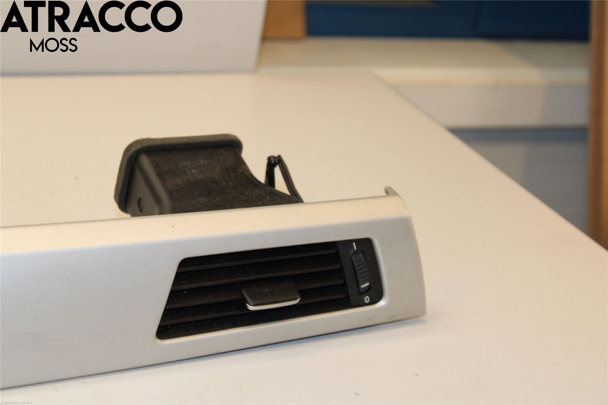 BMW 3 E90/91 SED/TOU 05-12 Dashbord Kanal - Dyse