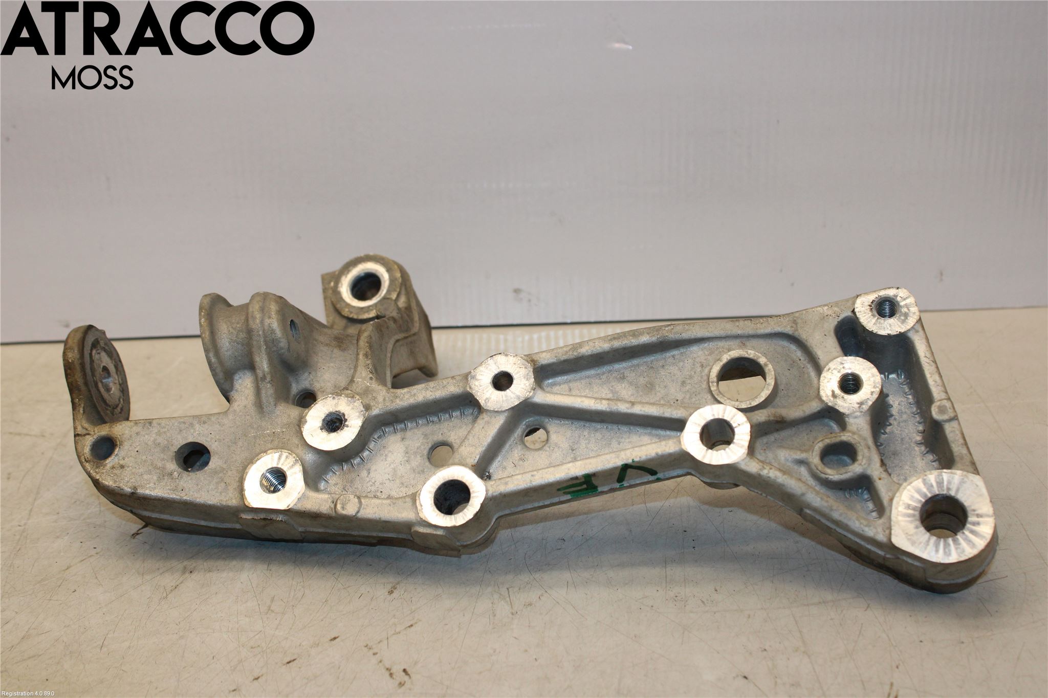 Audi A3/S3 05-13 Travers Feste