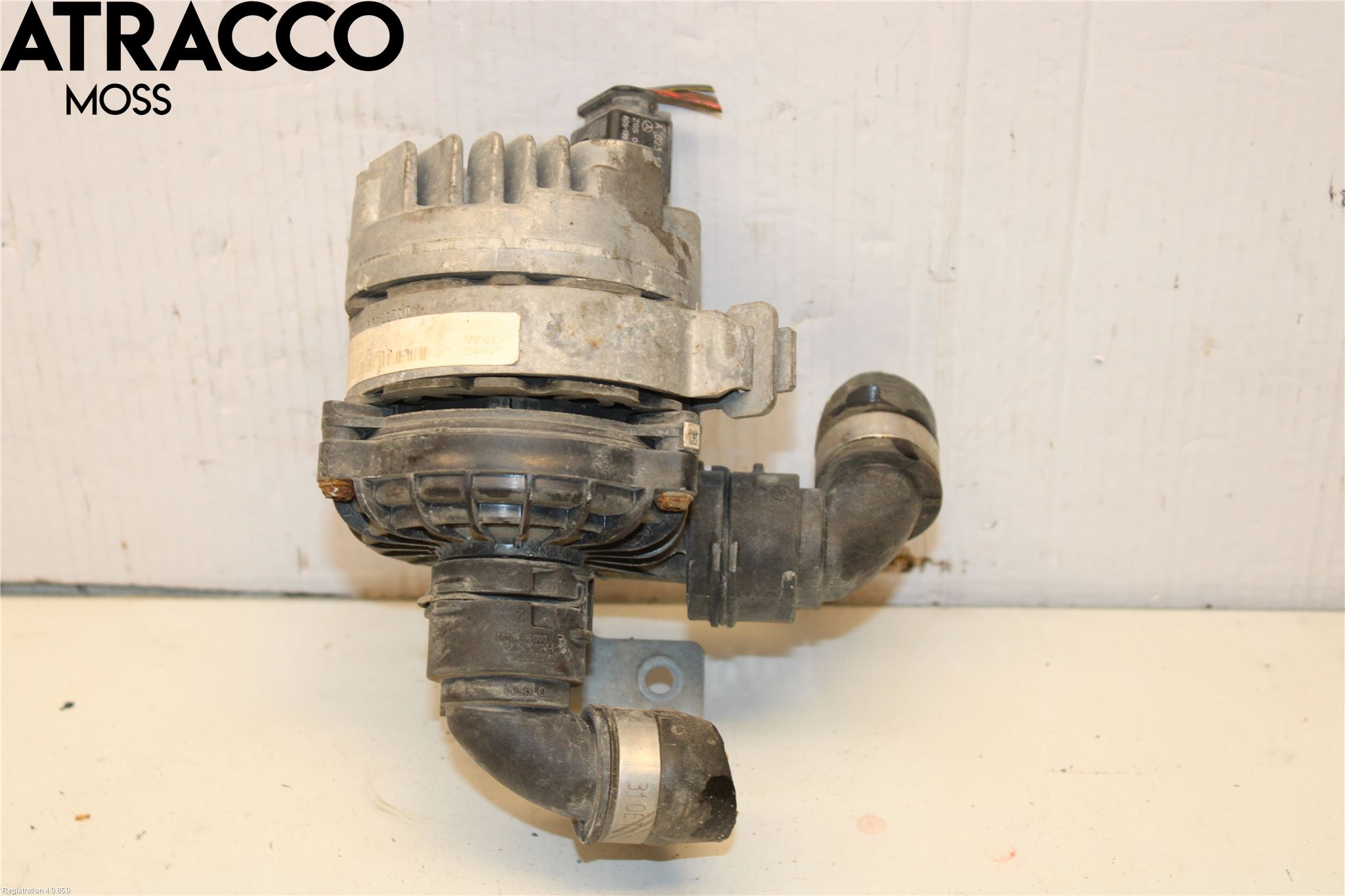 Mercedes-Benz MB C-KLASS (W205) 14-21 Vannpumpe