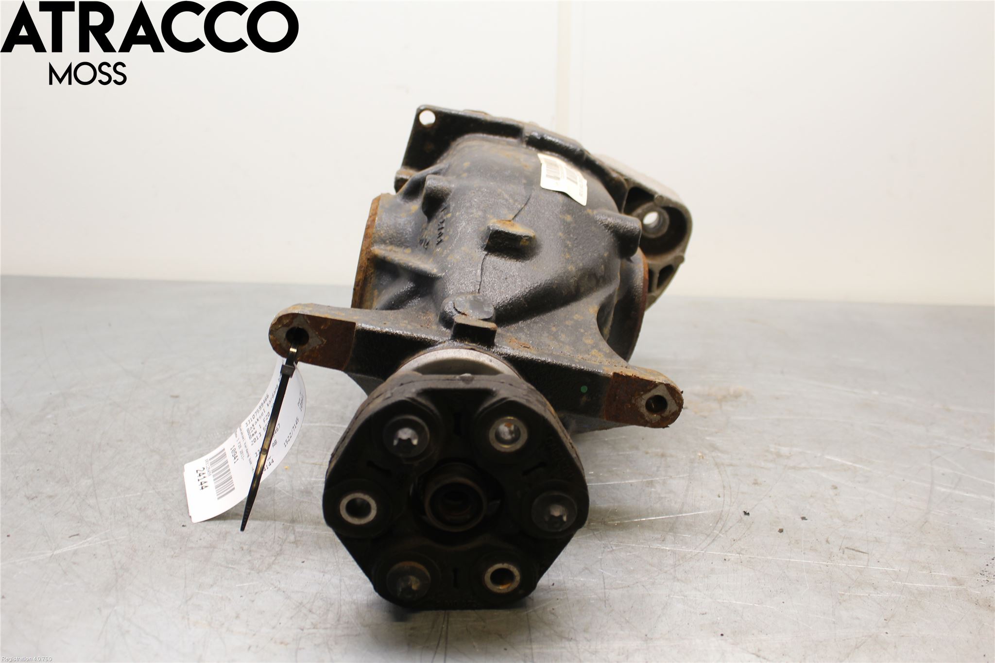 BMW 1 F20/F21 11-19 Bakaksel Kardang Bak -Diff