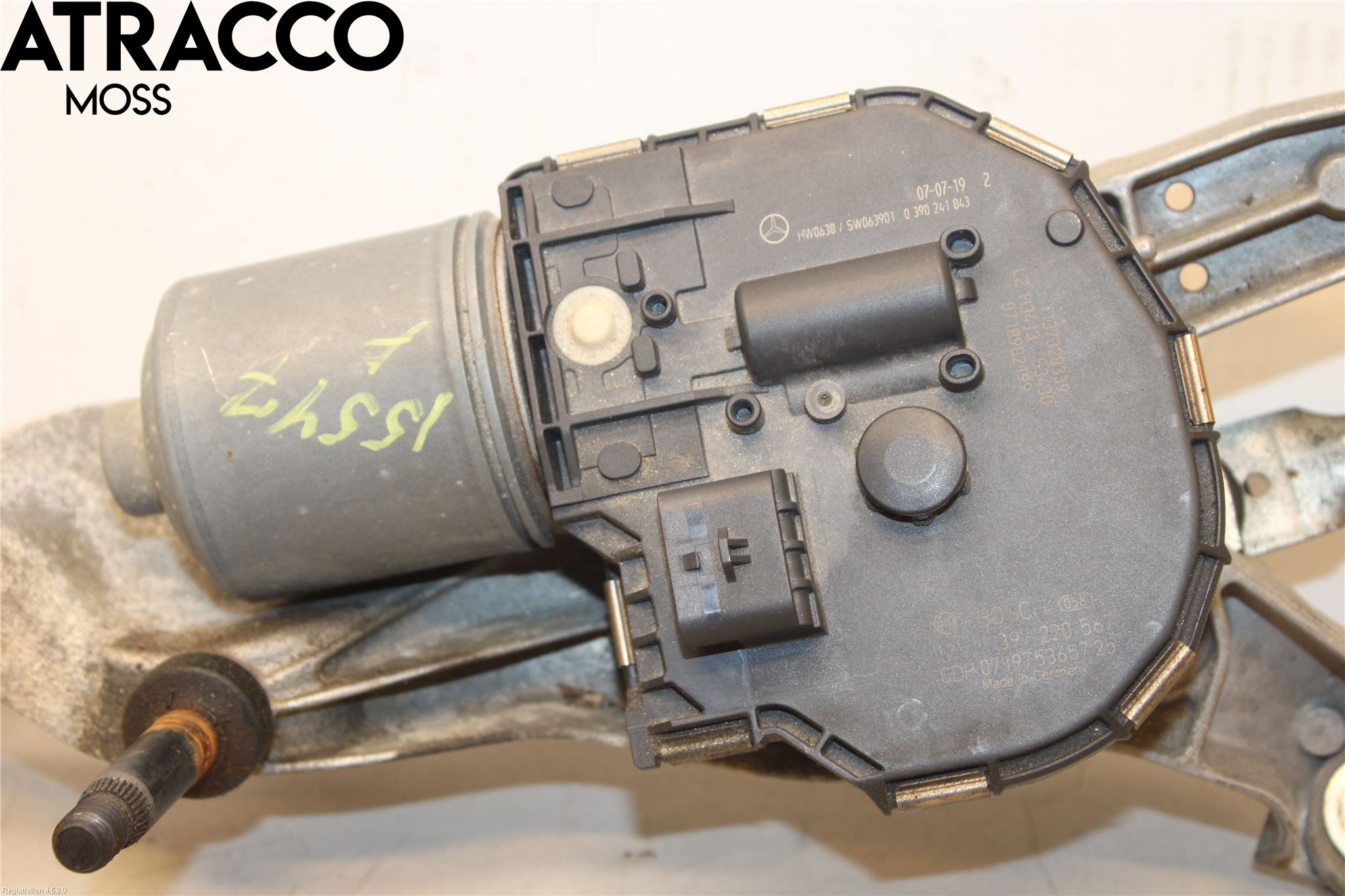 Mercedes-Benz MB C-KLASS (W204) 07-15 Viskermotor Frontrute