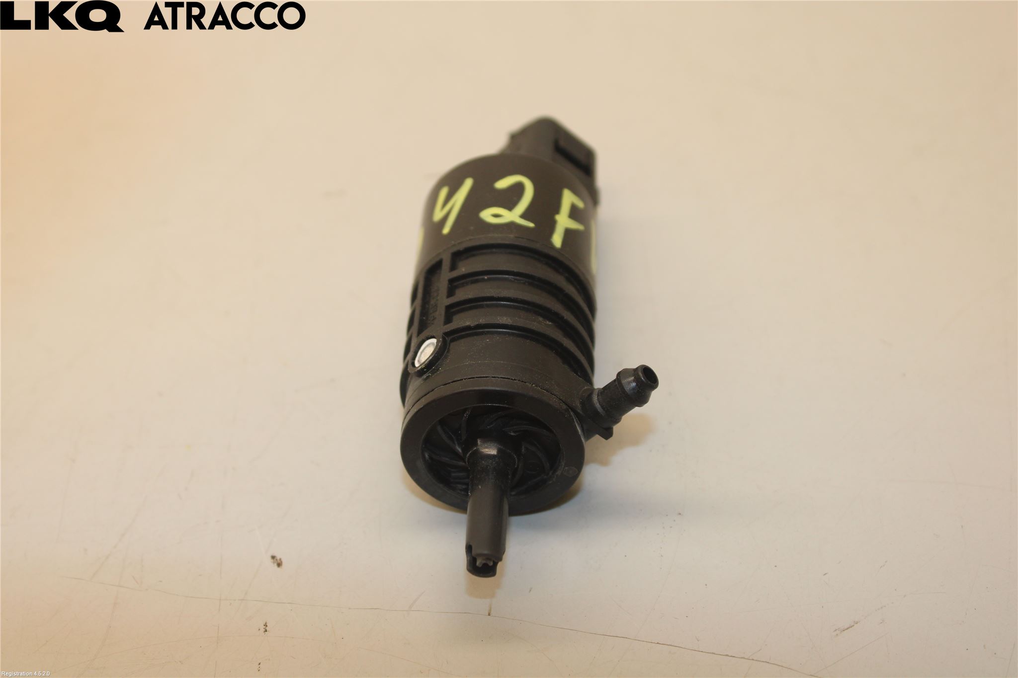 Tesla MODEL 3 17- Spylerpumpe Frontrute