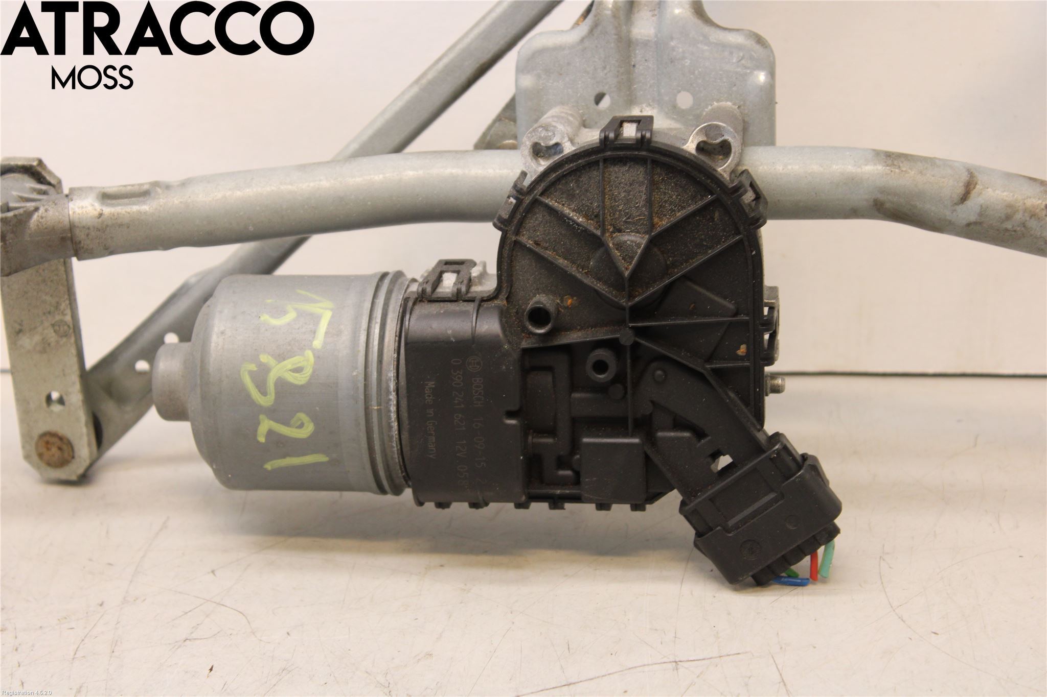 Peugeot PARTNER 16-18 Viskermotor Frontrute