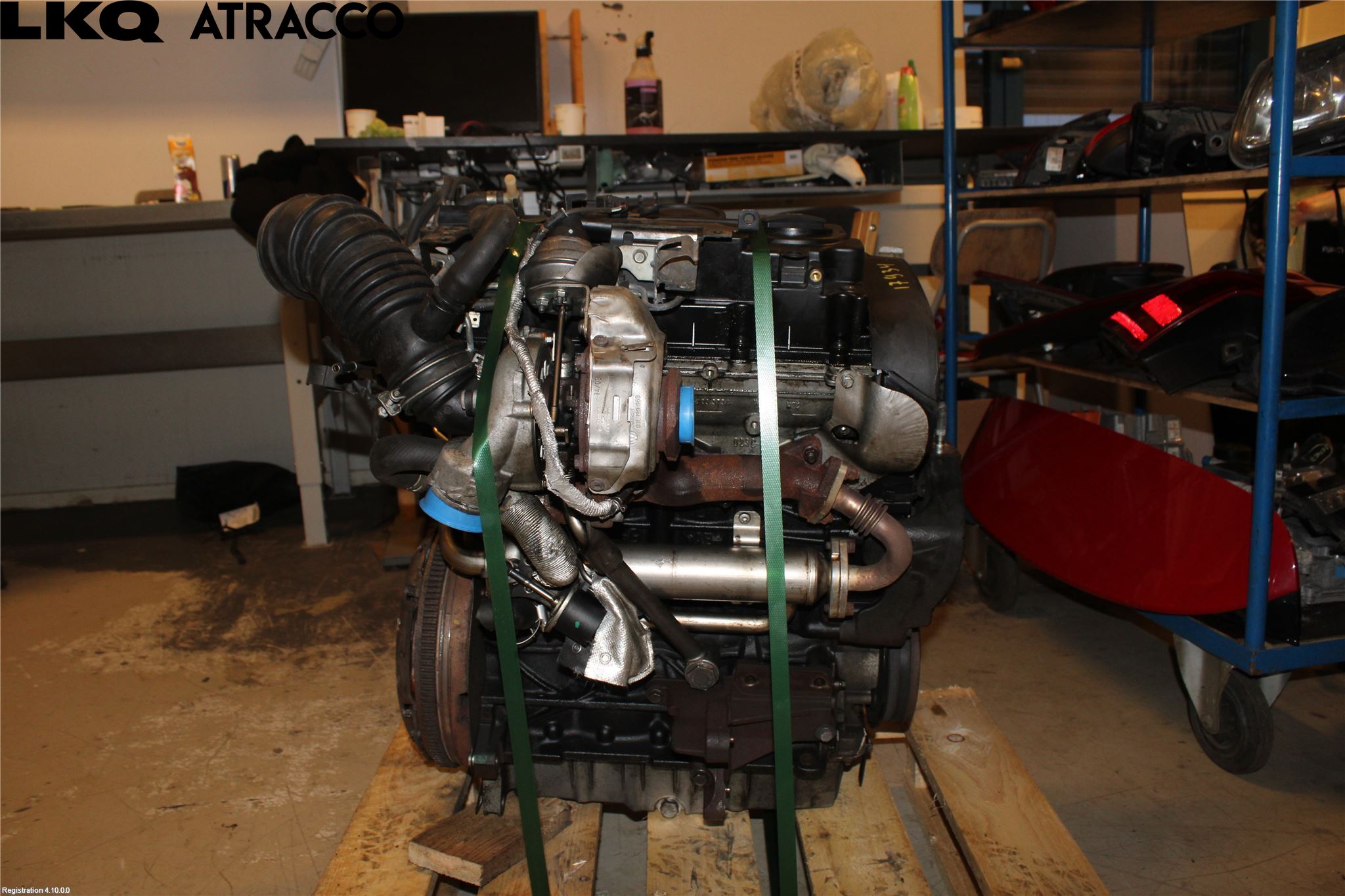 Mitsubishi GRANDIS Motor Bensin