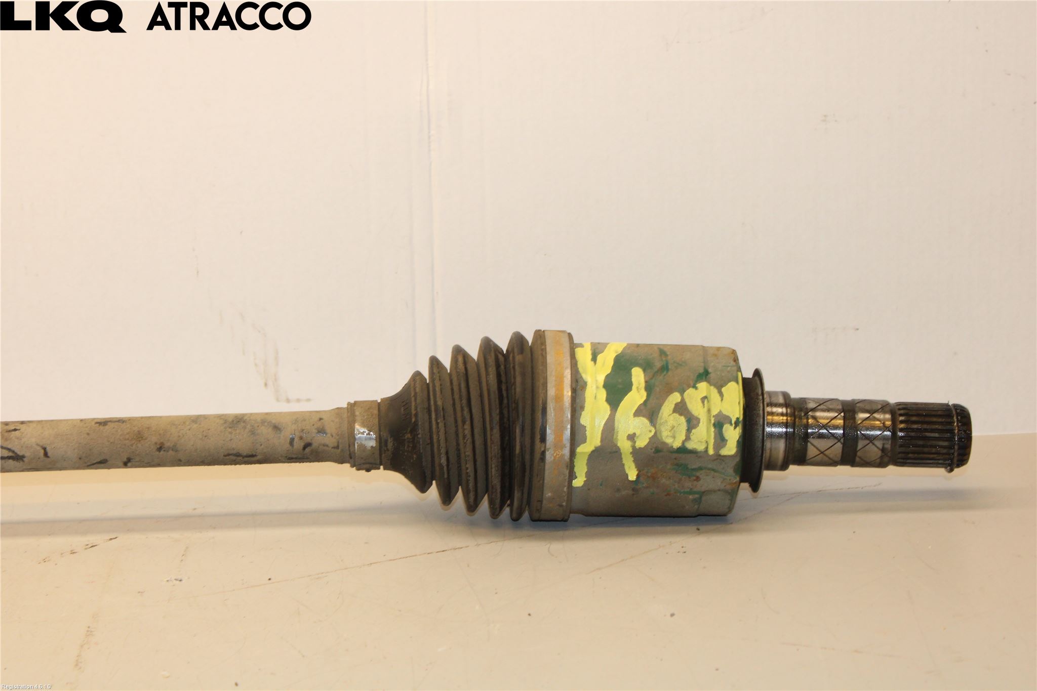 Subaru OUTBACK 10-15 Drivaksel Foran Kompl Venstre