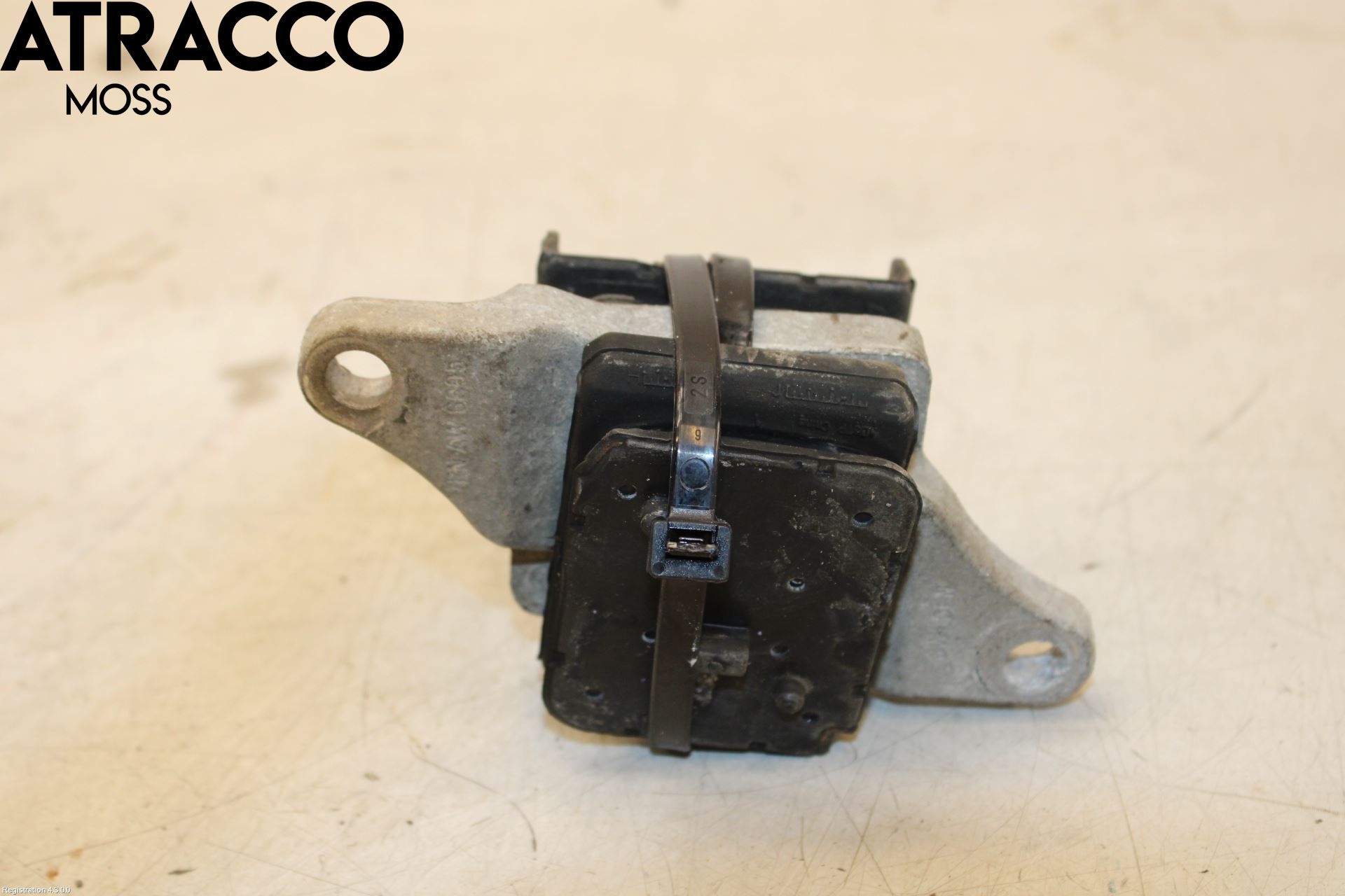 Volvo XC60 18- Bladfjærfeste Bak