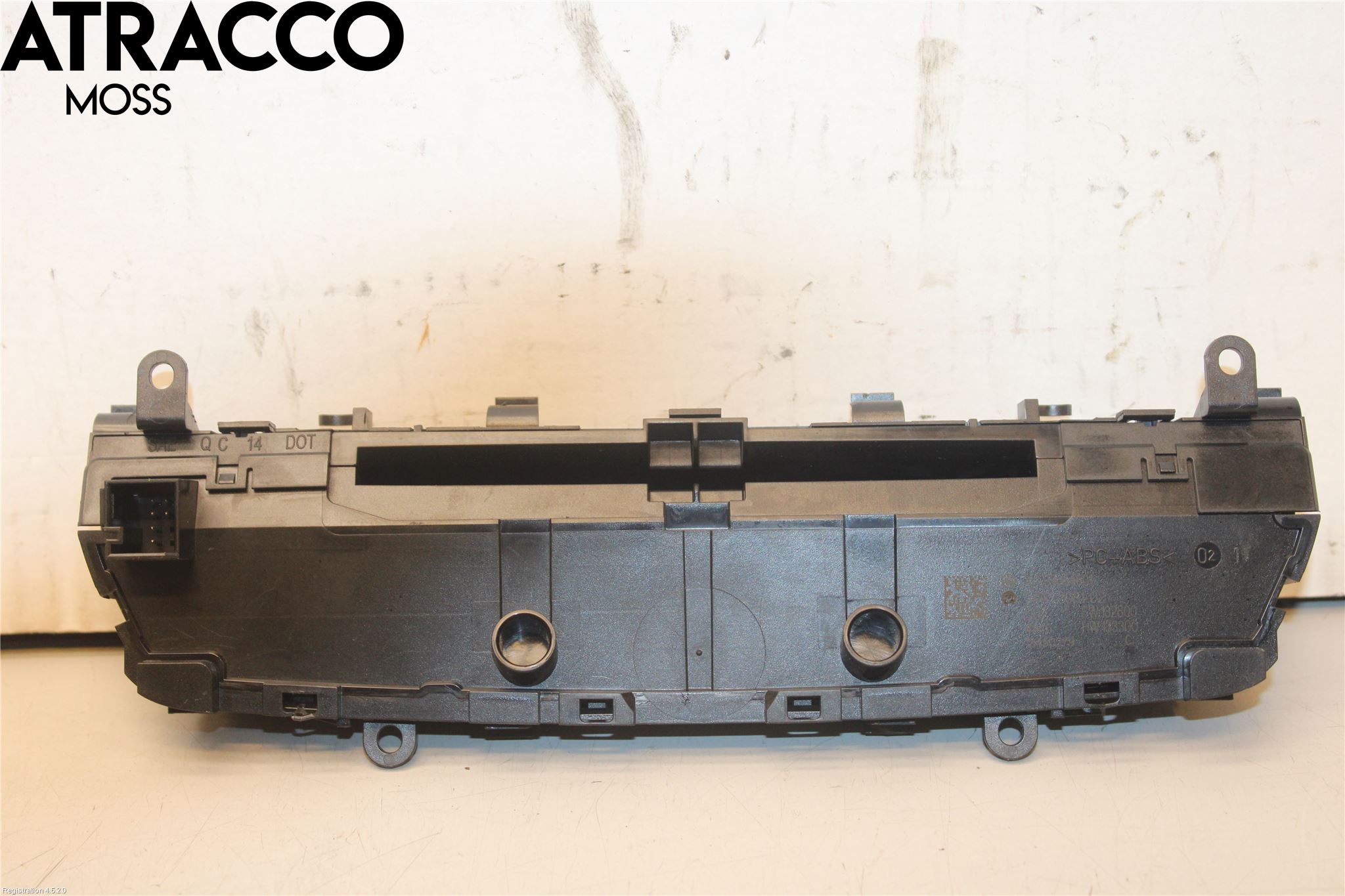 Mercedes-Benz MB C-KLASS (W205) 14-21 Stereo Radio Med Cd