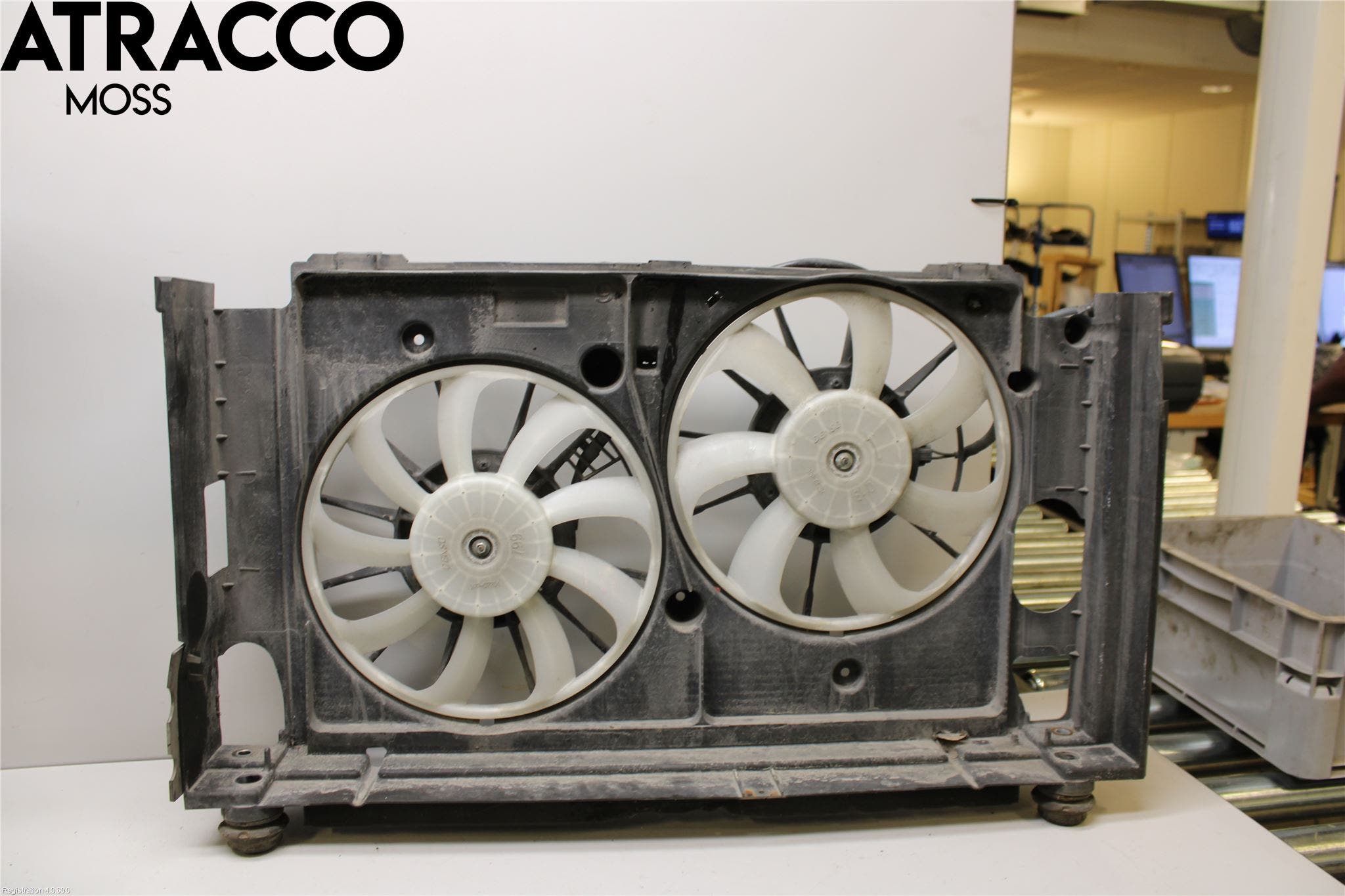 Toyota AURIS 13-19 Kjølevifte Elektrisk