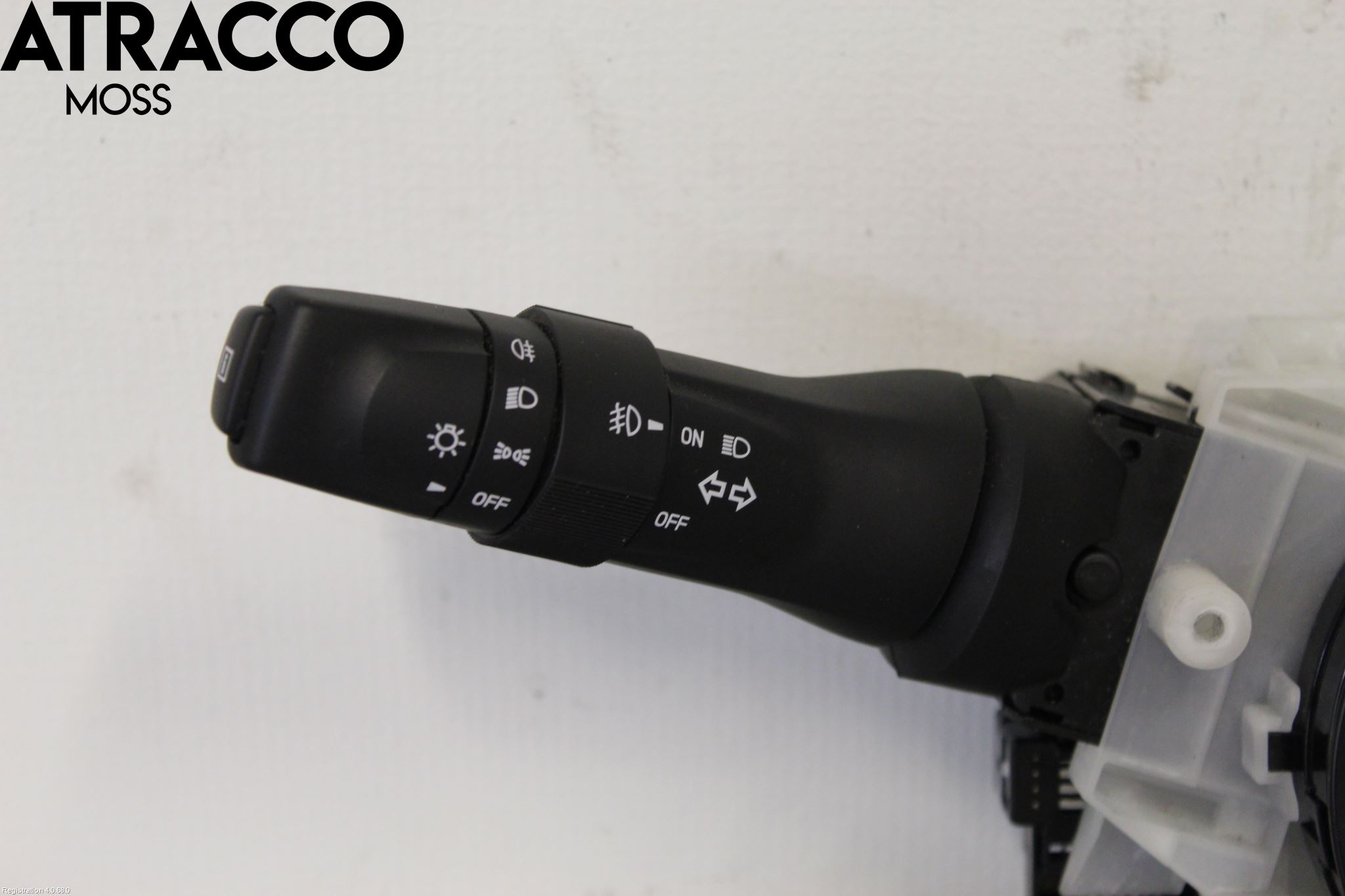 Isuzu D-MAX Bryter Ratt Kombi H Og V