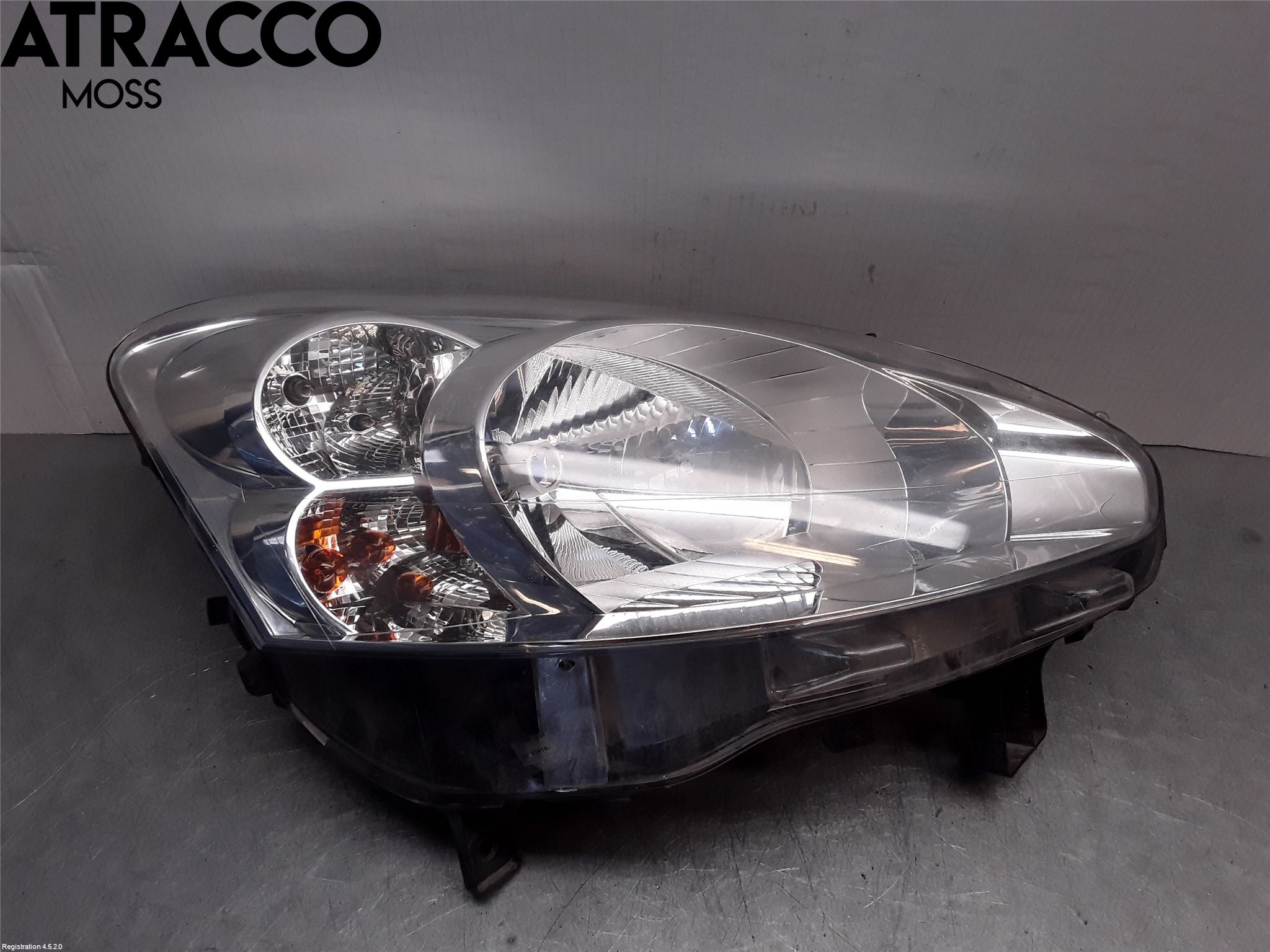 Peugeot PARTNER 08-15 Frontlykt Høyre