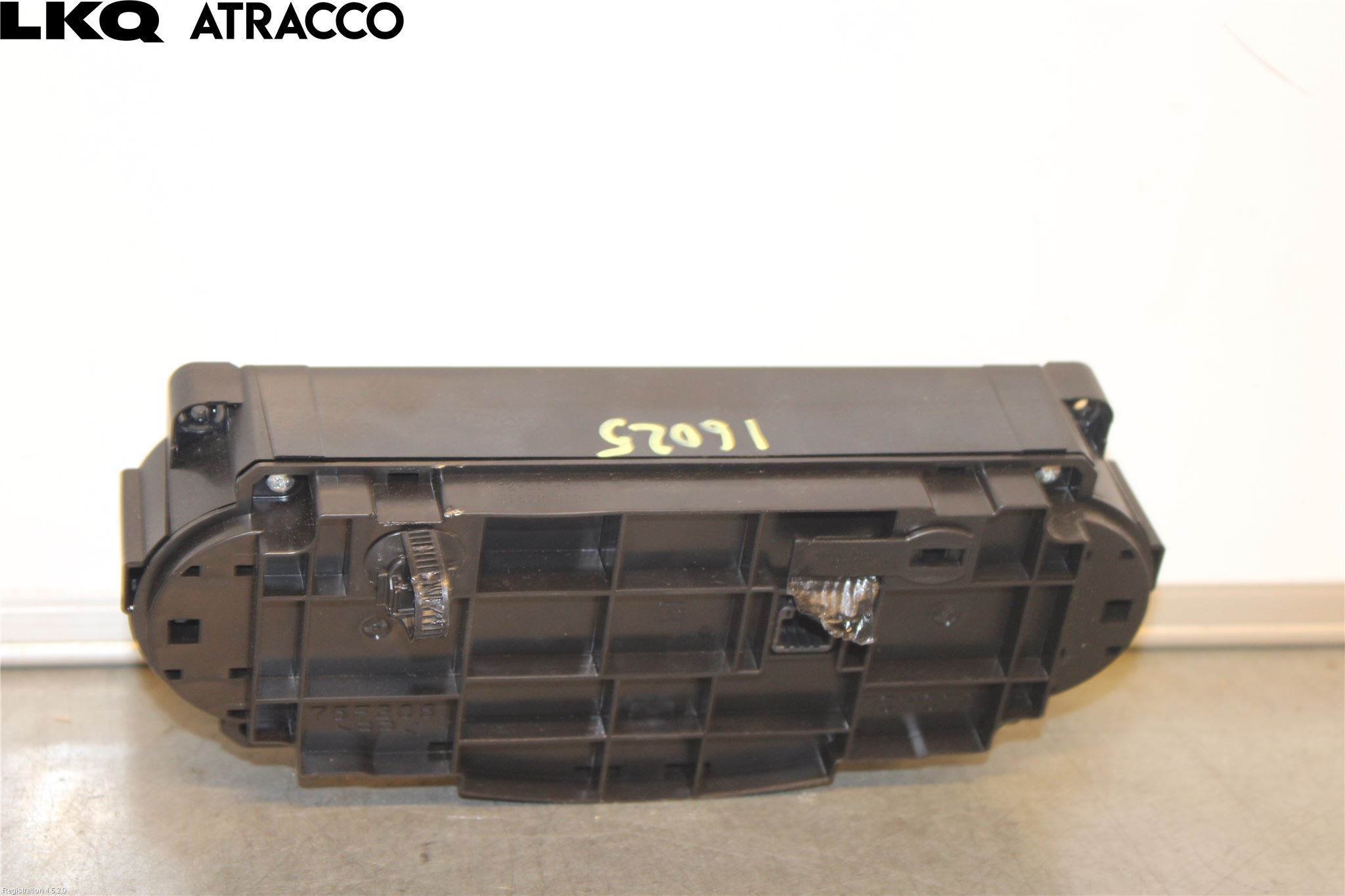 Toyota YARIS XP130 12-14 Varme Ac Betjening-Display