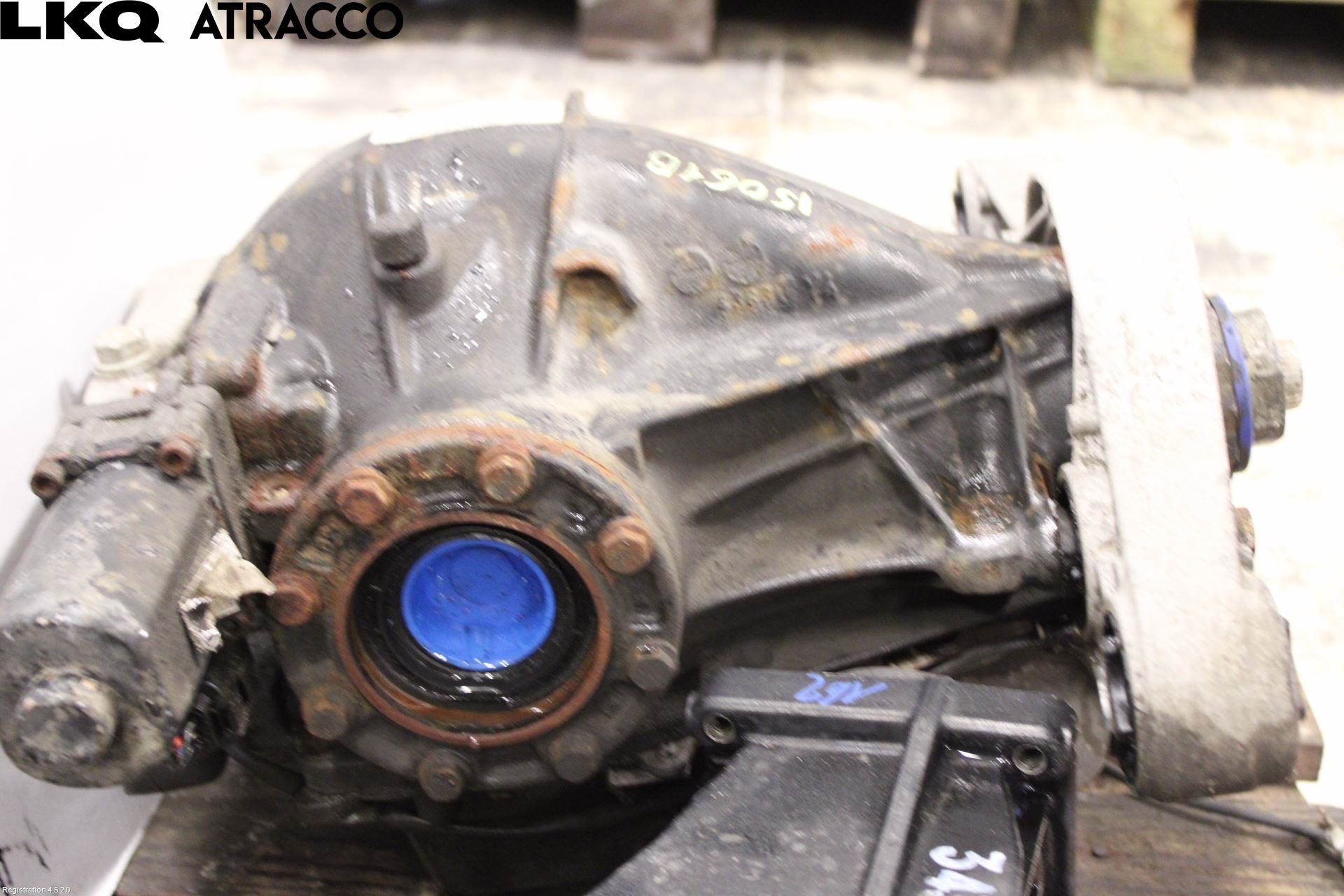 BMW 3 E90/91 SED/TOU 05-12 Bakaksel Kardang Bak -Diff