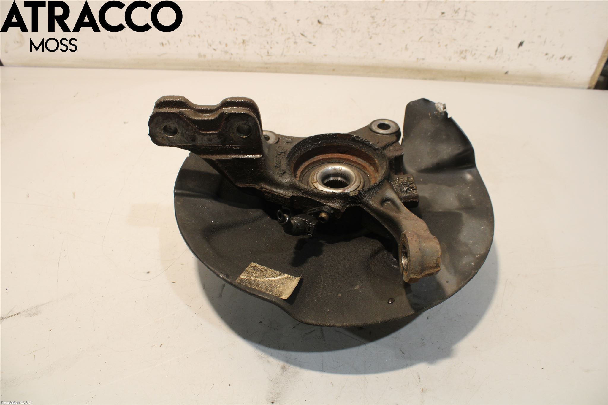 Volkswagen VW TRANSP/CARAVELLE (T6) 16-22 Spindel Vf