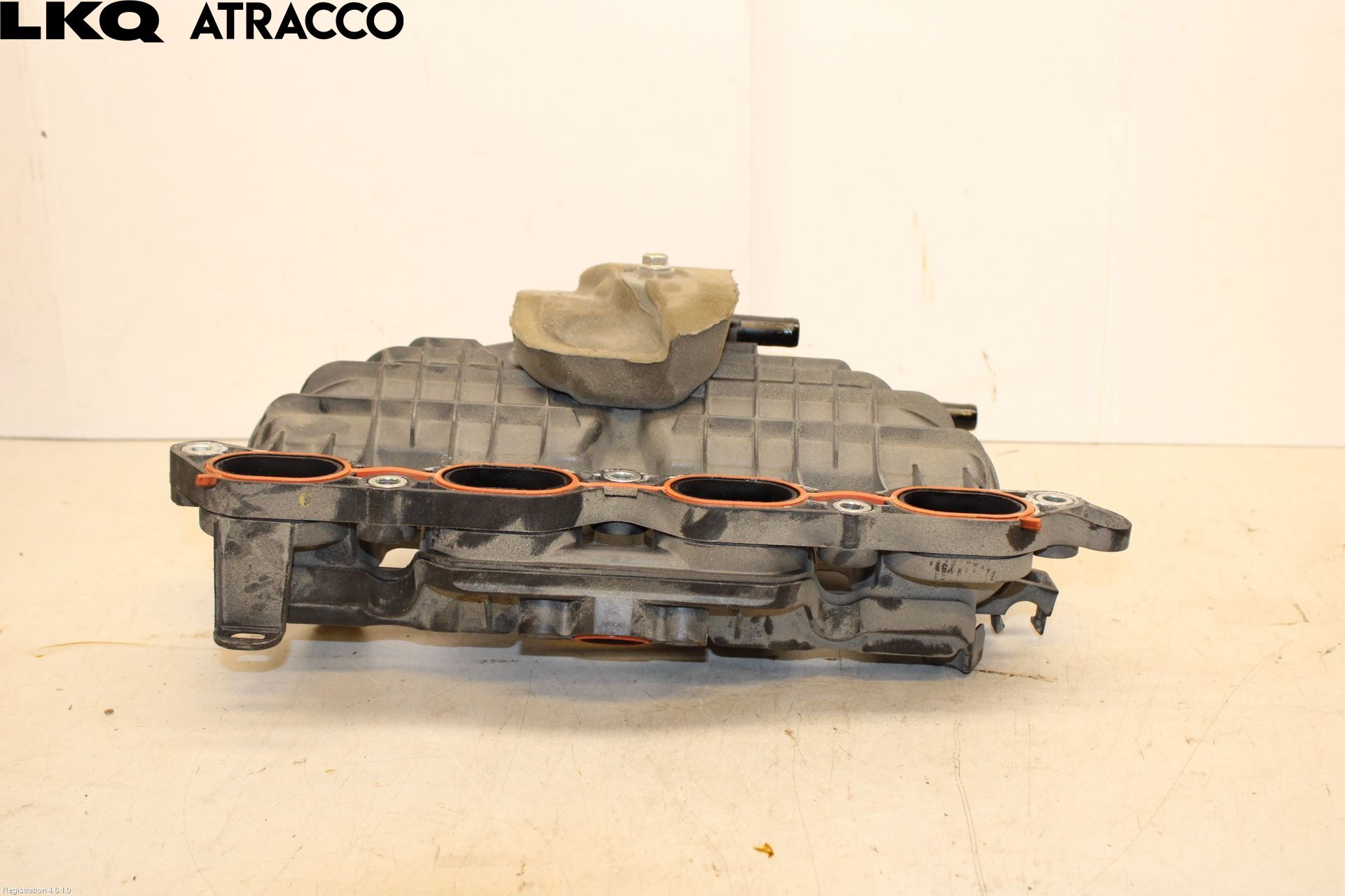 Toyota YARIS XP130 15-20 Innsugningsmanifold