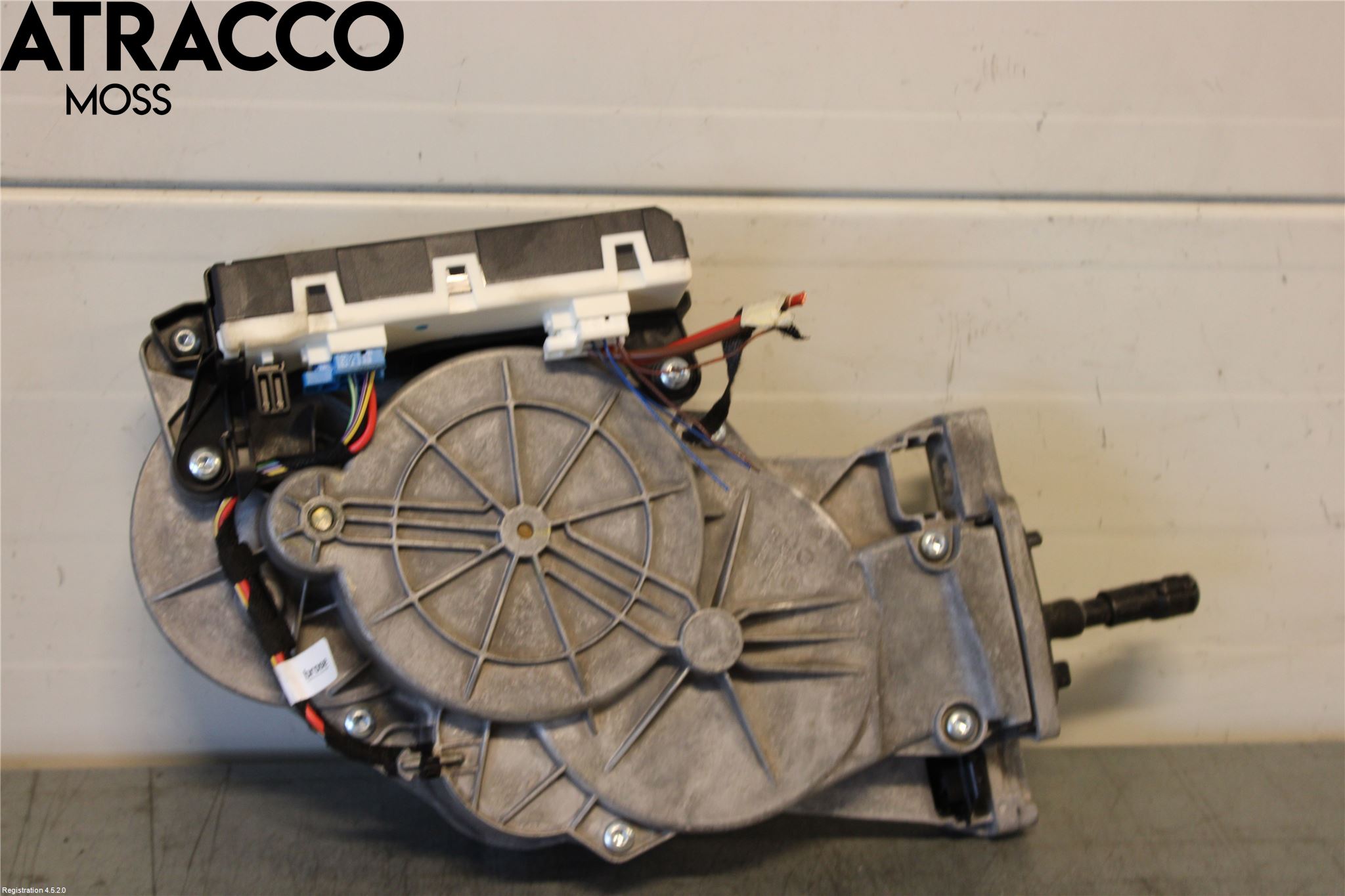 Mercedes-Benz MB C-KLASS (W205) 14-21 Baklukeåpner Automatisk