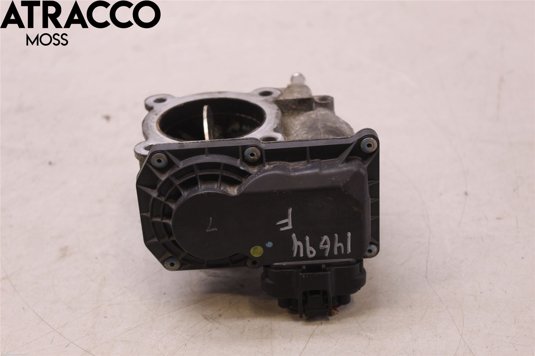 Toyota AVENSIS 09-15 Inns Spjeldhus