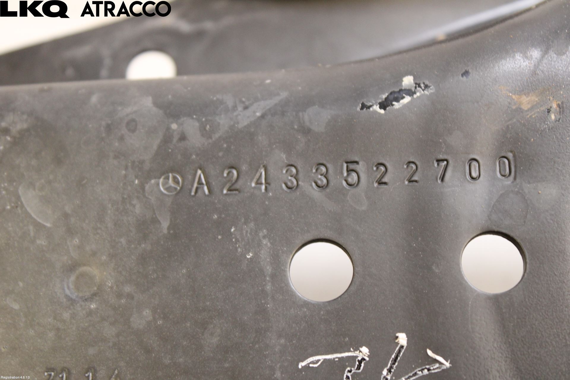 Mercedes-Benz MB EQB (X243) 22- Bærearm Bak Høyre