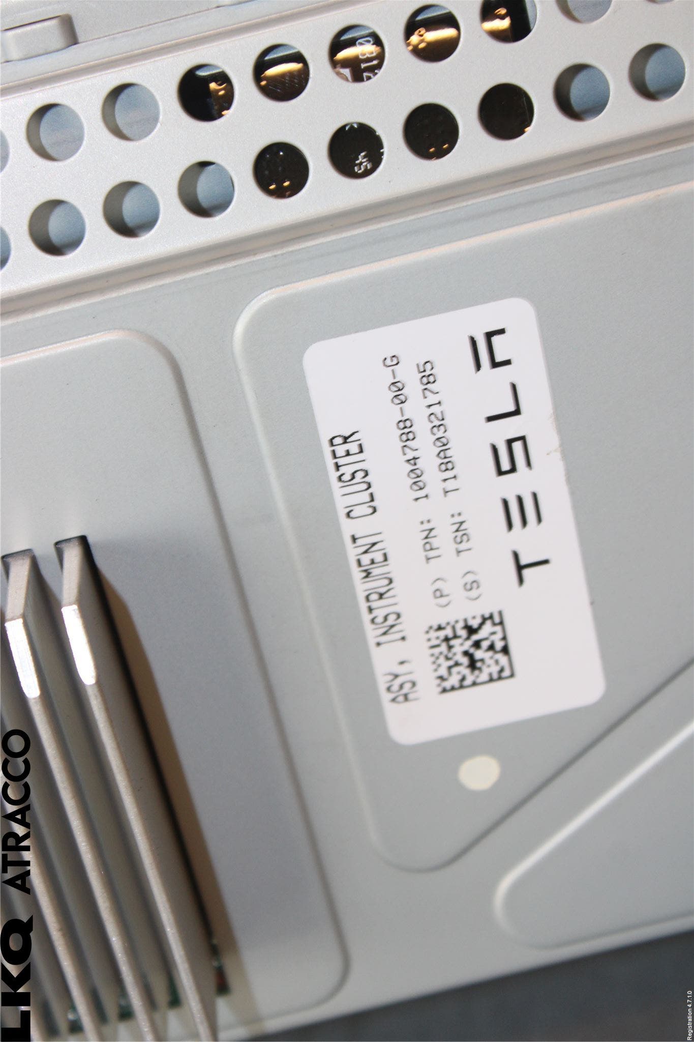 Tesla MODEL X 16- Instr Kombinert