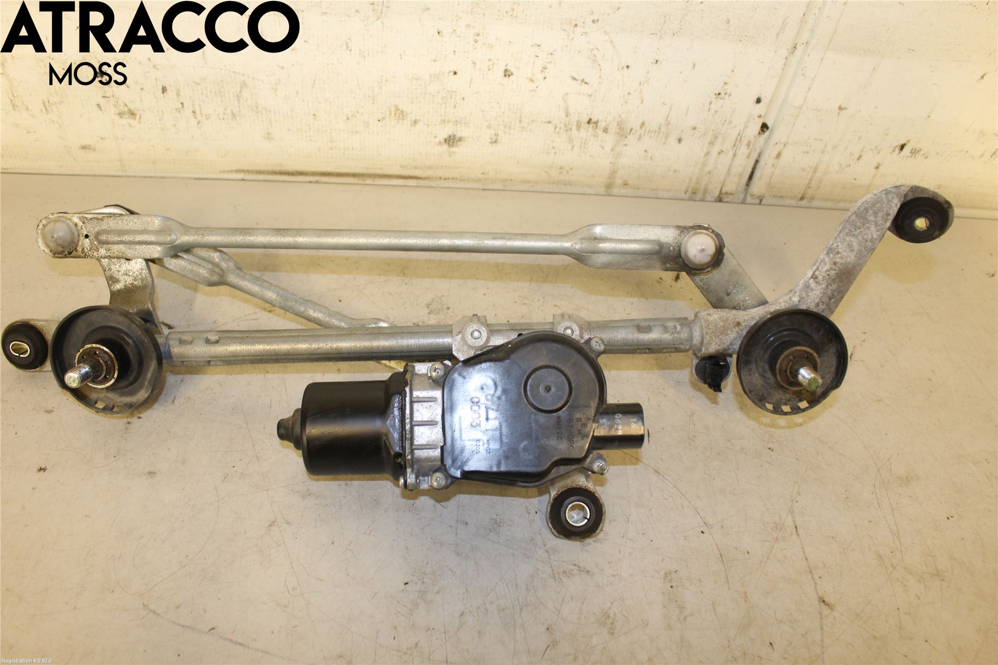 Nissan LEAF 11-17 Viskermotor Frontrute