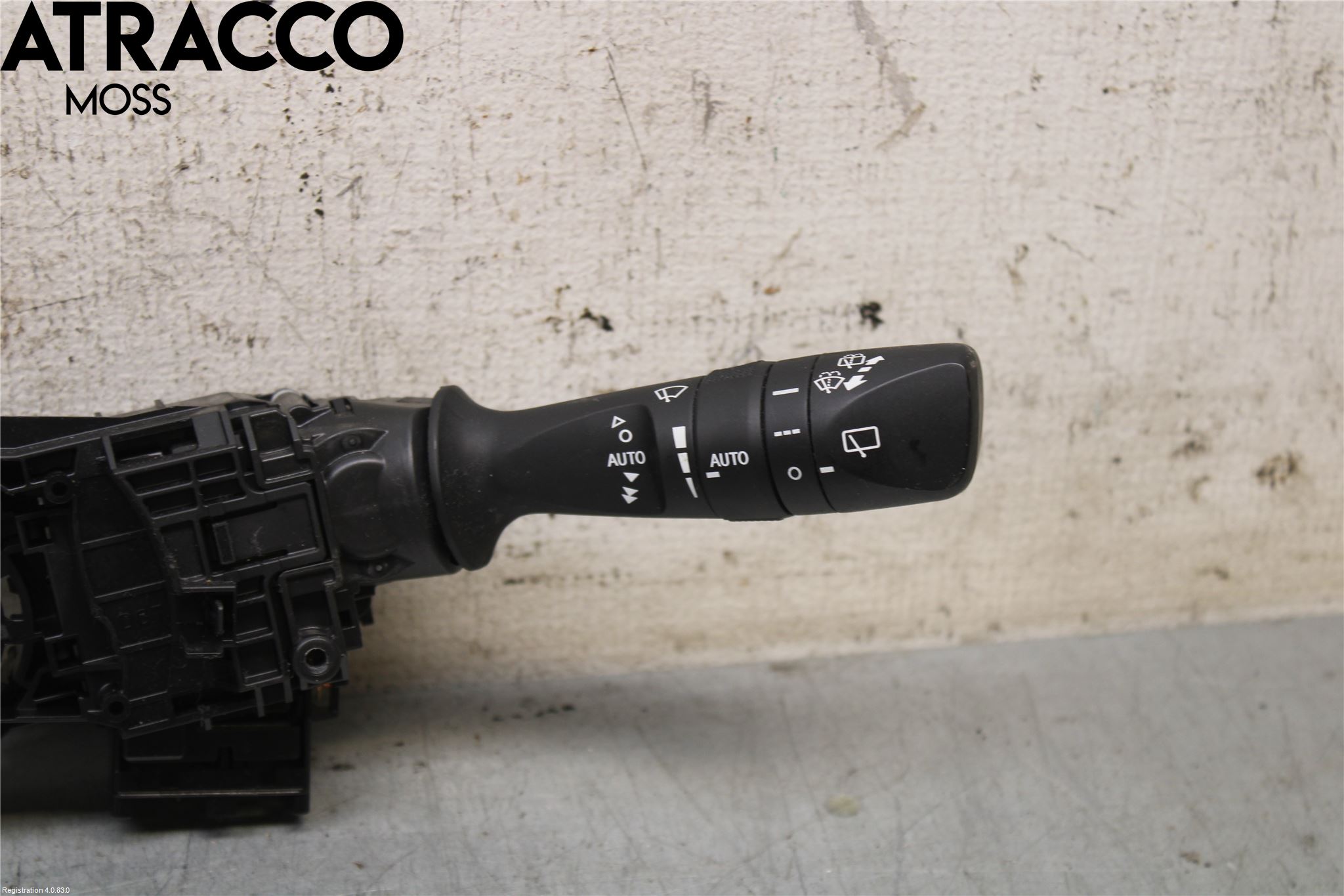 Toyota AURIS 13-19 Bryter Ratt Kombi H Og V